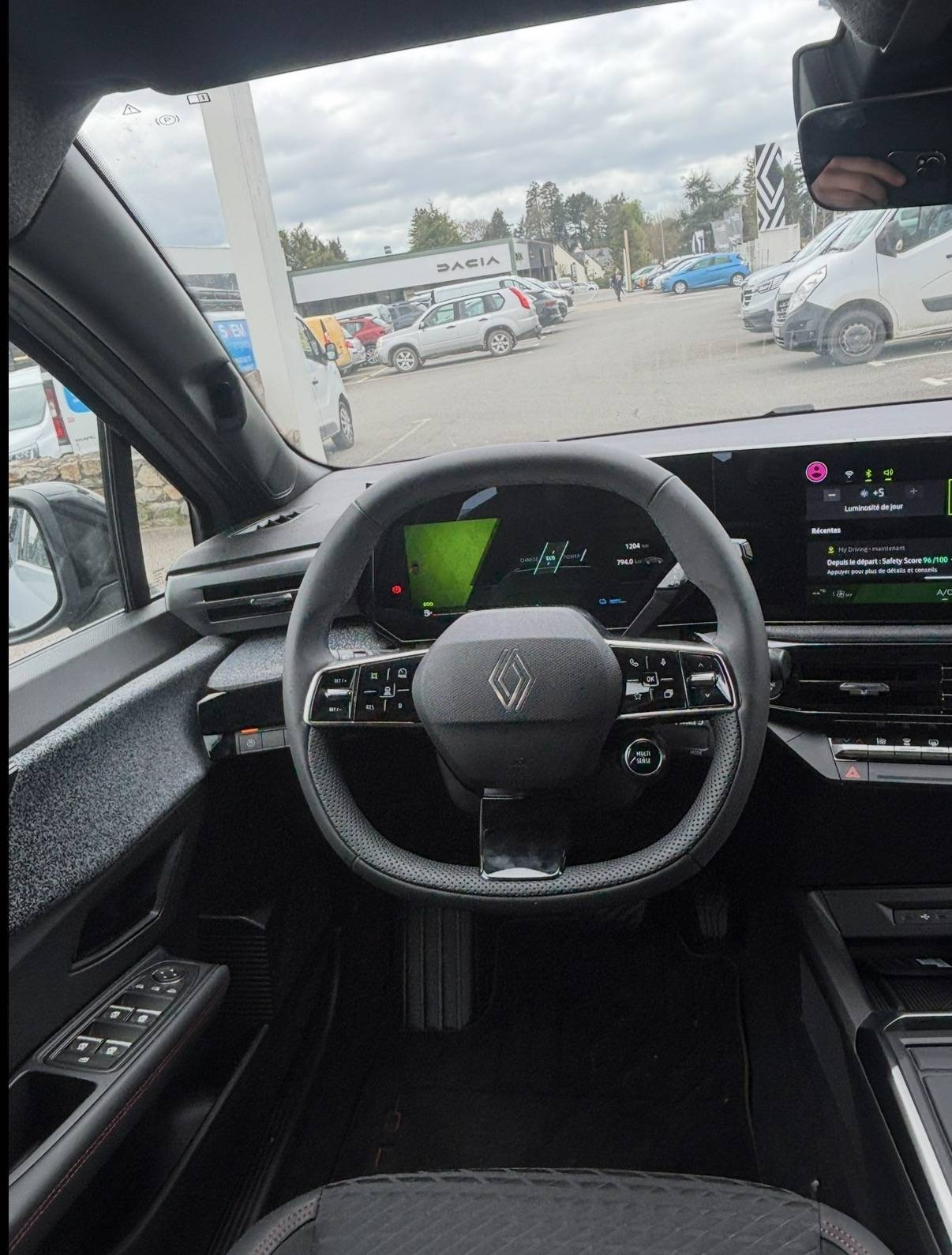 Vente en ligne Renault Clio 6 Clio E-Tech full hybrid 160 ch au prix de 25 990 €