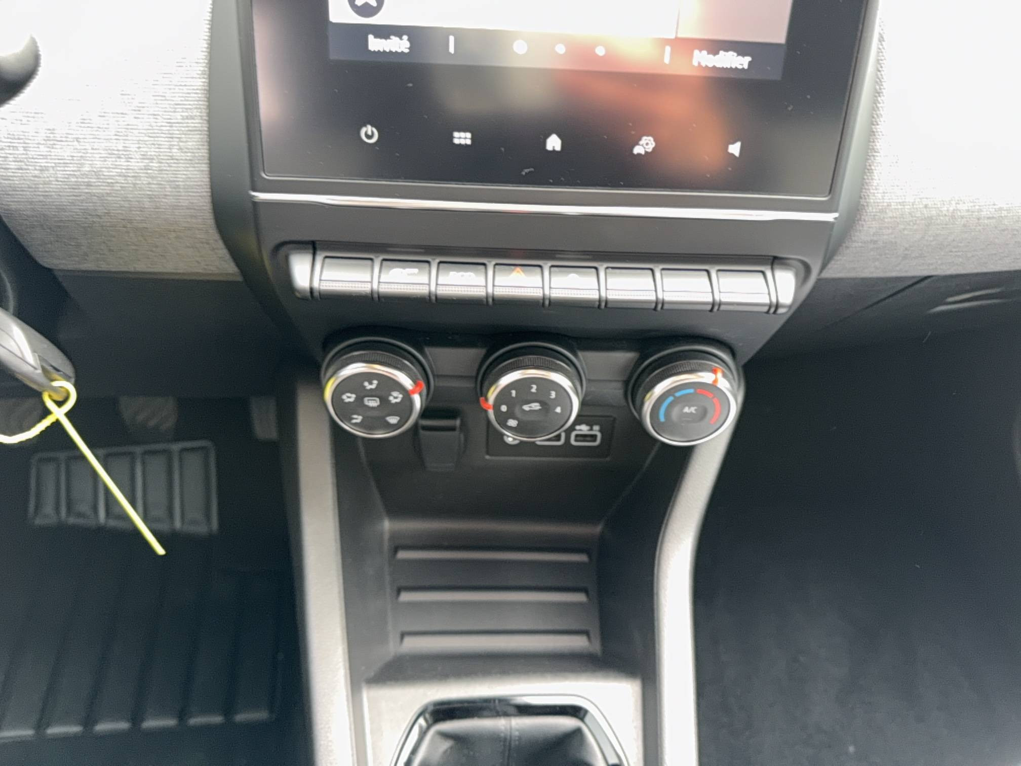 Vente en ligne Renault Clio 5 Clio Blue dCi 100 ch GSR2 au prix de 15 290 €