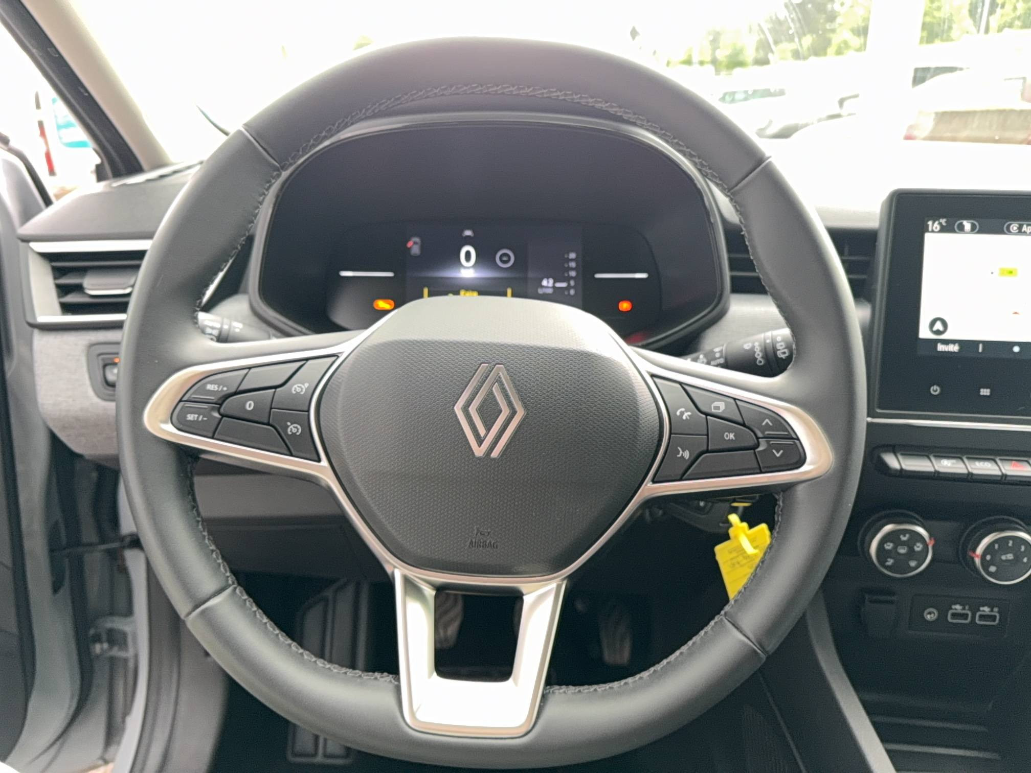 Vente en ligne Renault Clio 5 Clio Blue dCi 100 ch GSR2 au prix de 15 290 €