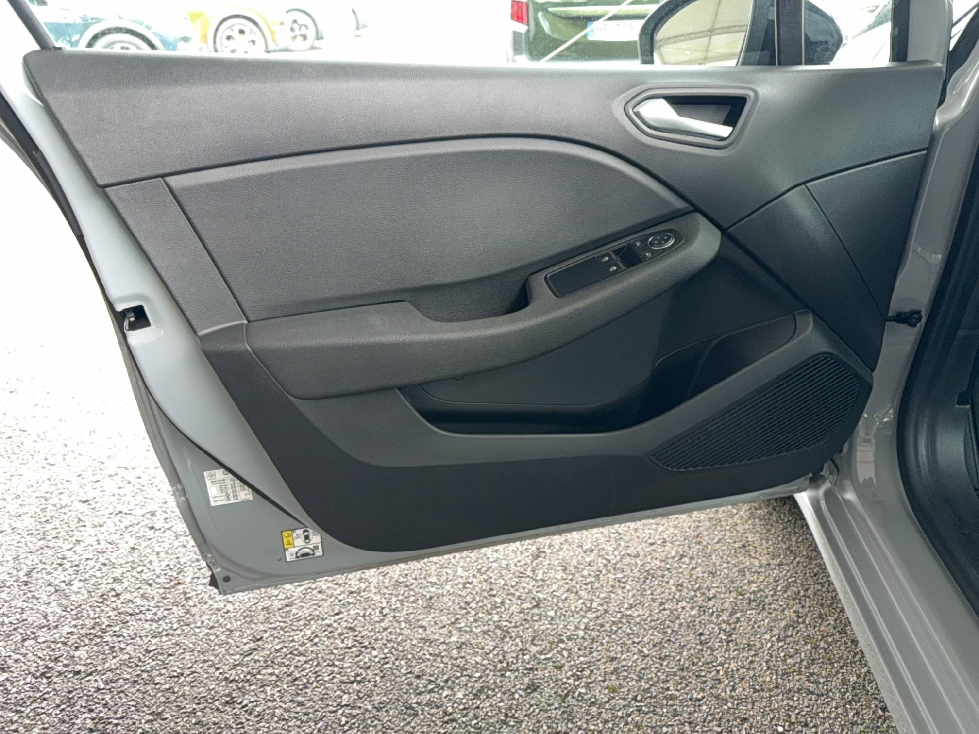 Vente en ligne Renault Clio 5 Clio Blue dCi 100 ch GSR2 au prix de 15 290 €