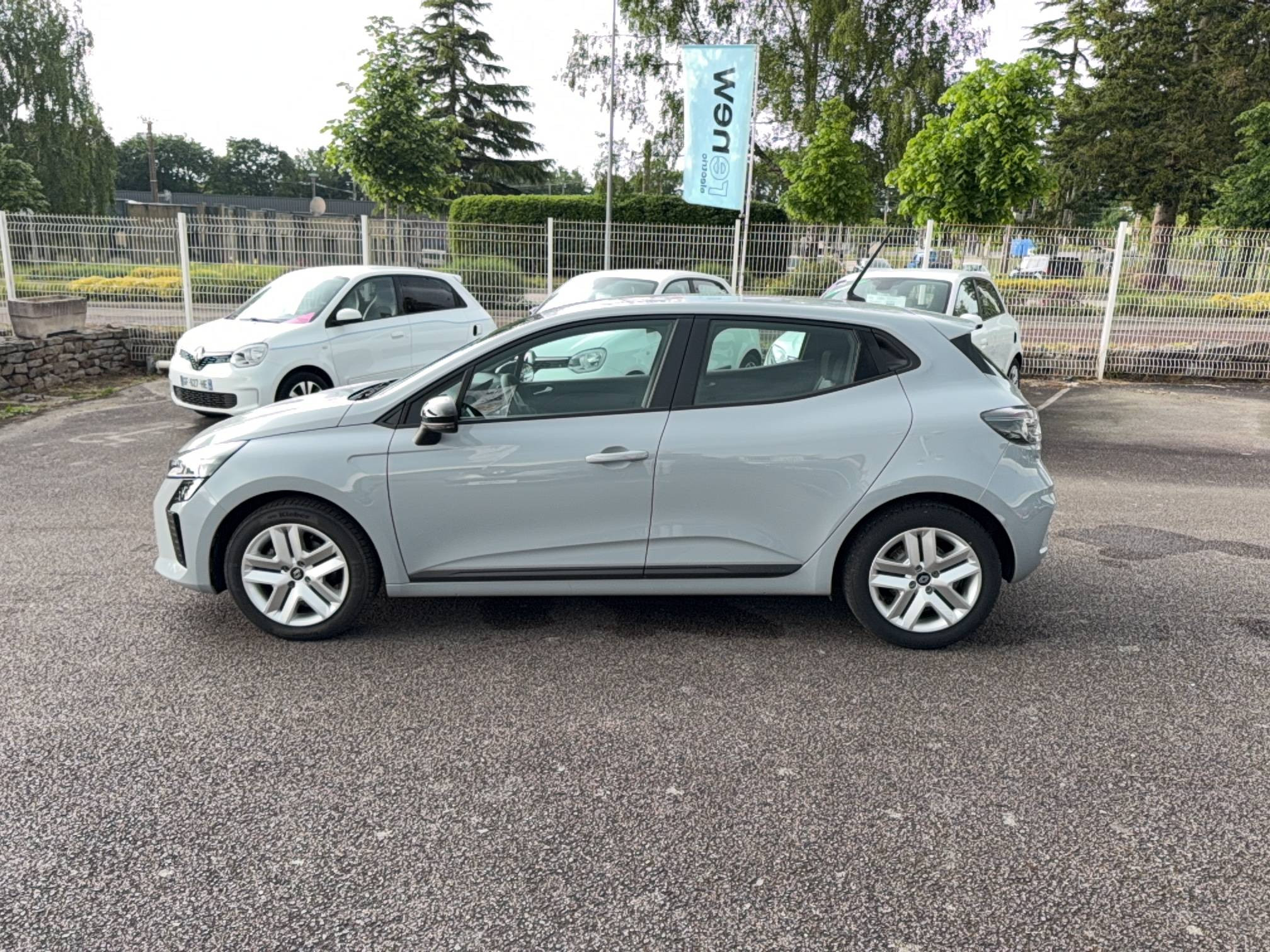 Renault Clio 5 Clio Blue dCi 100 ch GSR2 occasion de 2025 en vente à Ploërmel