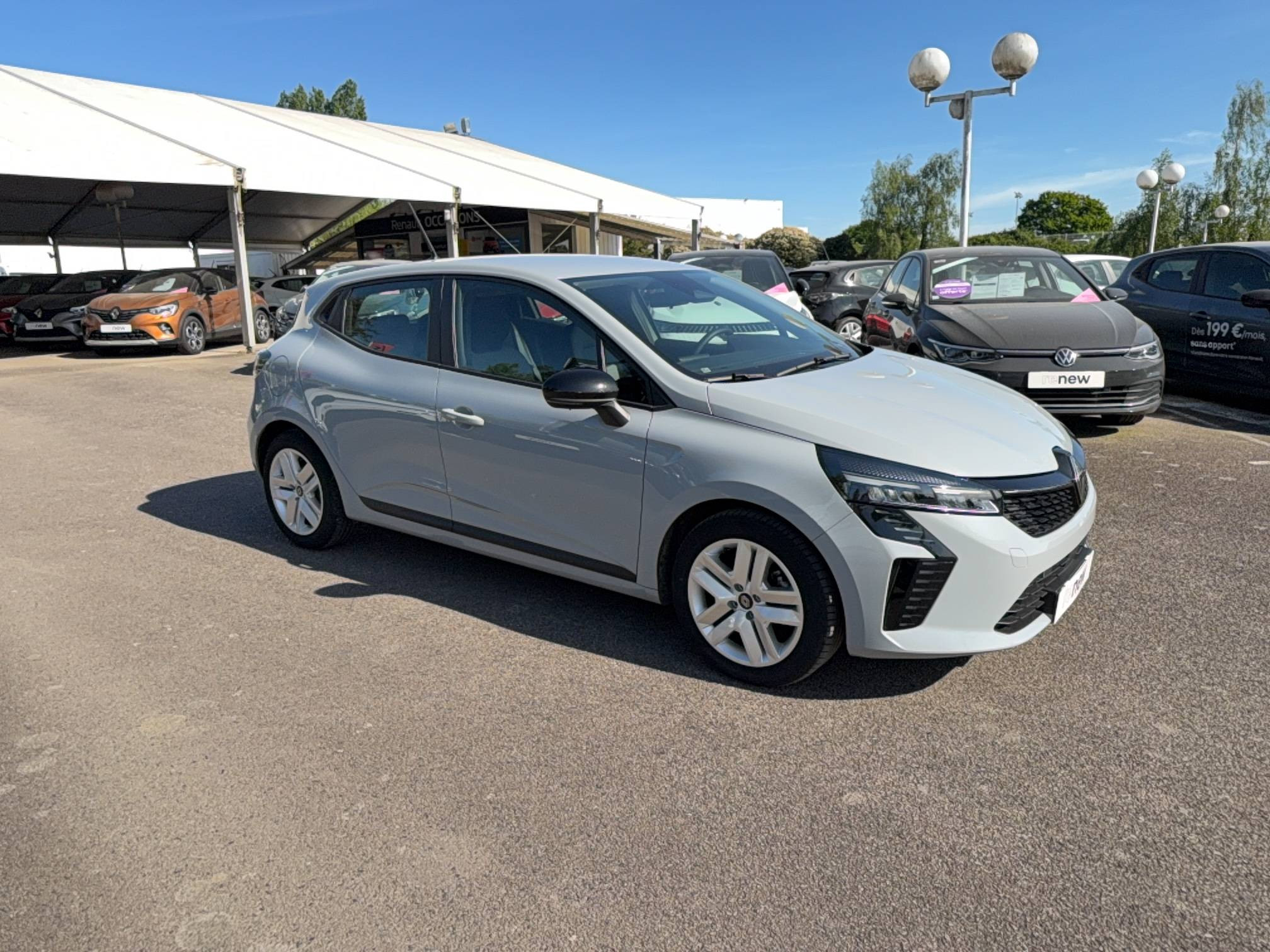Vente en ligne Renault Clio 5 Clio Blue dCi 100 ch GSR2 au prix de 16 290 €