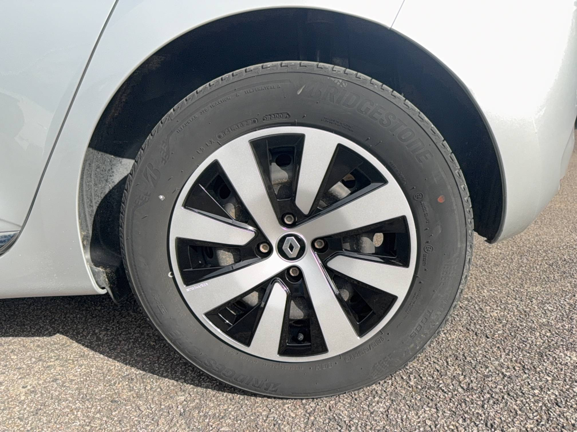 Vente en ligne Renault Clio 5 Clio Blue dCi 100 - 21N au prix de 13 490 €