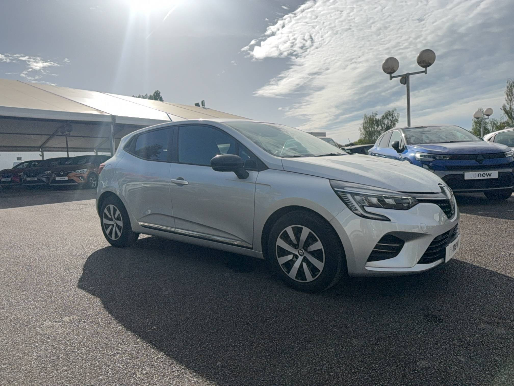 Vente en ligne Renault Clio 5 Clio Blue dCi 100 - 21N au prix de 13 490 €