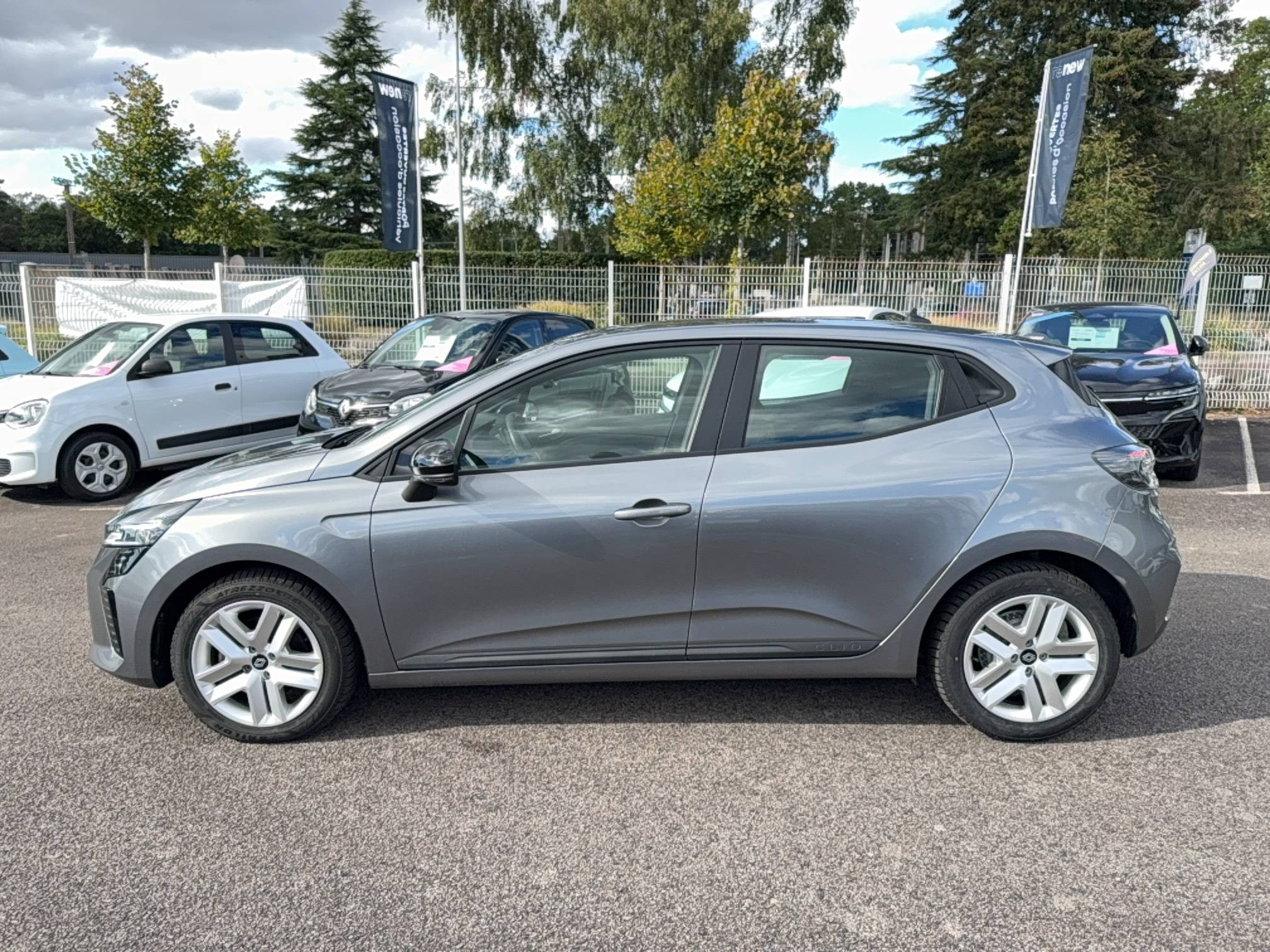 Renault Clio 5 Clio dCi 100 occasion de 2024 en vente à Ploërmel