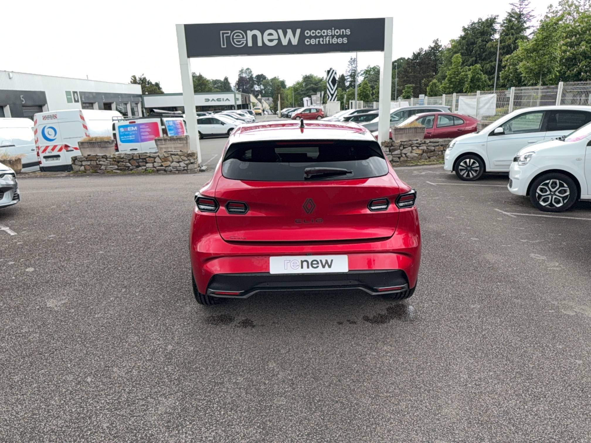 Vente en ligne Renault Clio 6 Clio TCe 115 ch EDC au prix de 26 490 €