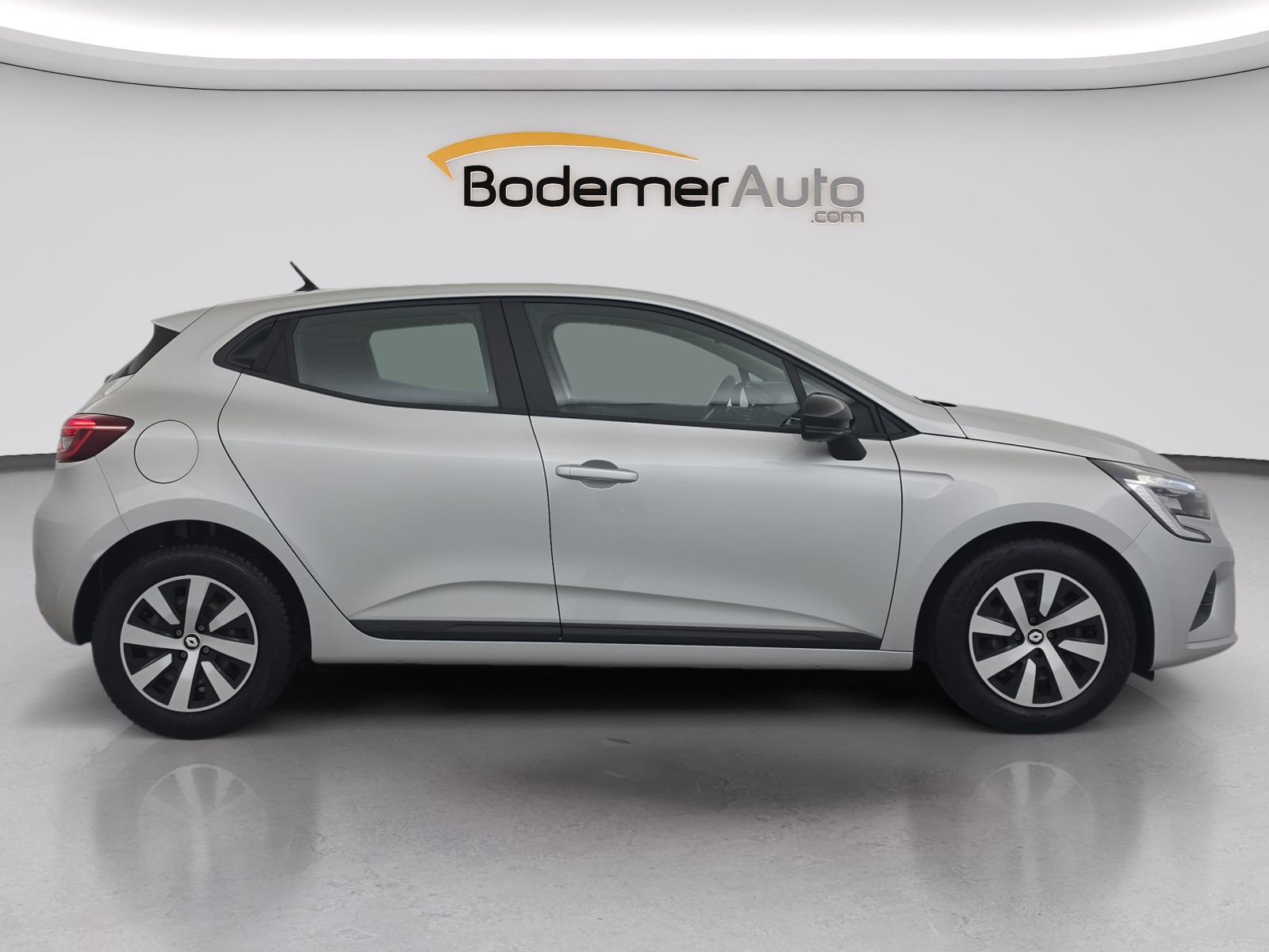Vente en ligne Renault Clio 5 Clio TCe 90 au prix de 13 990 €