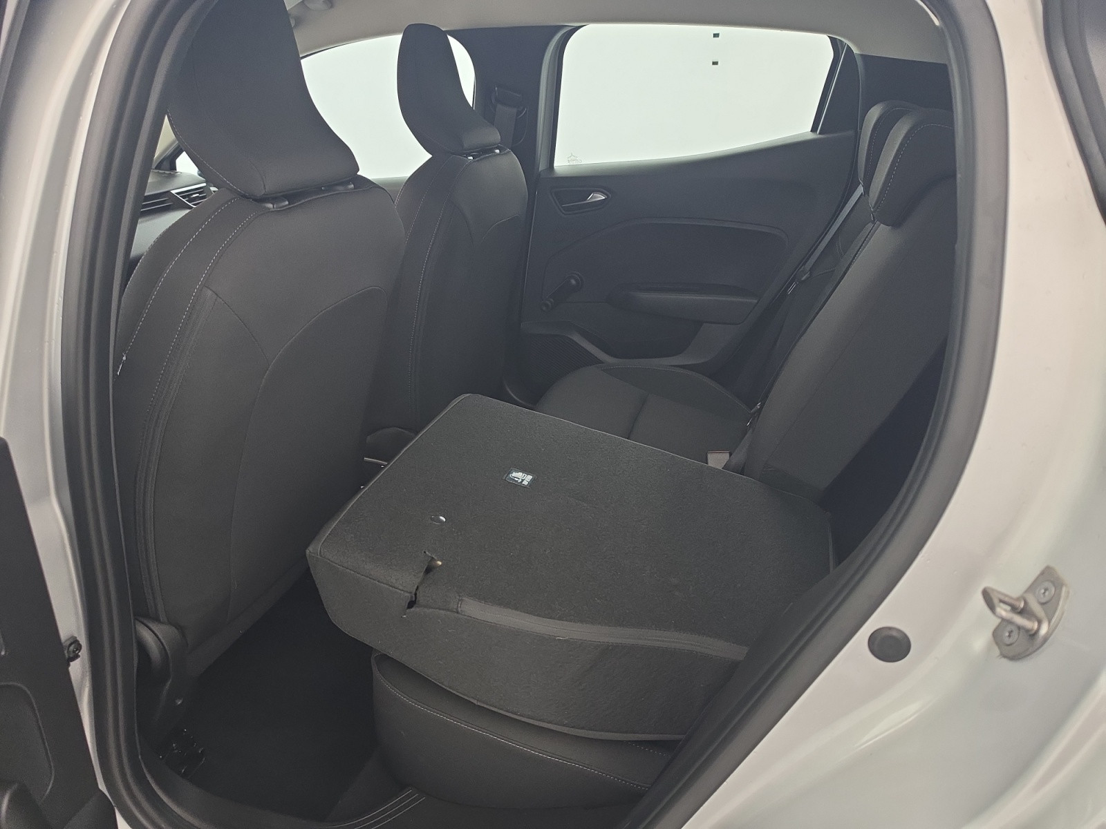 Vente en ligne Renault Clio 5 Clio TCe 90 au prix de 13 990 €