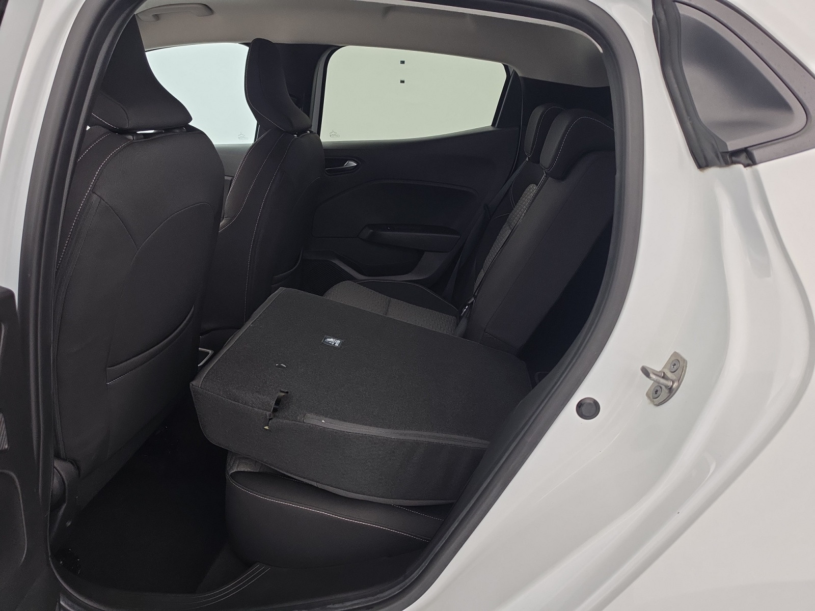 Vente en ligne Renault Clio 5 Clio TCe 100 GPL au prix de 13 790 €