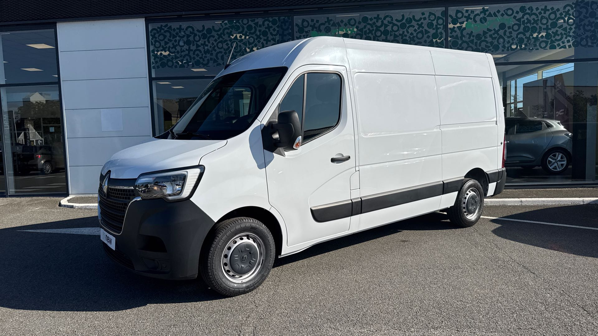Renault Master Fourgon MASTER CA TRAC F3500 L2H2 BLUE DCI 135 occasion de 2024 en vente à Pontivy