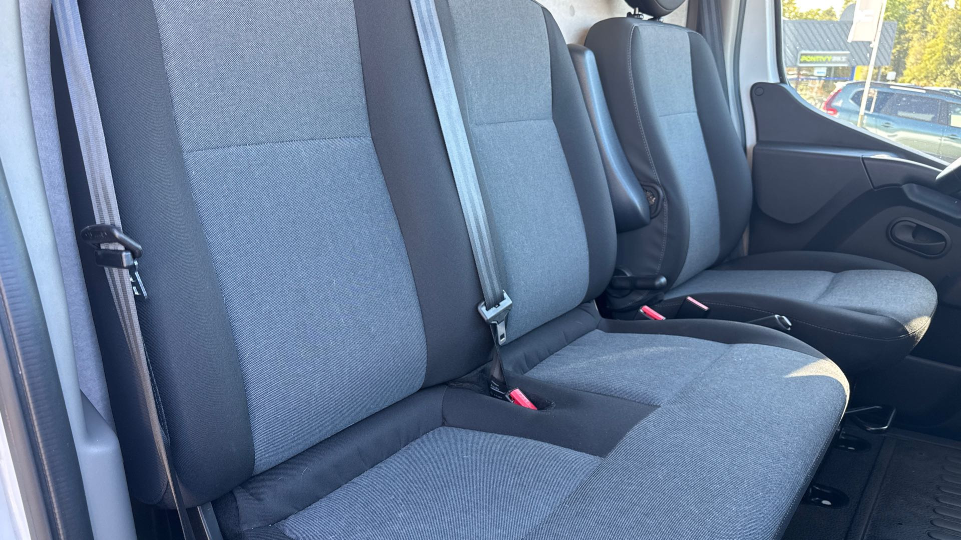 Vente en ligne Renault Master Fourgon MASTER FGN TRAC F3500 L3H3 BLUE DCI 135 au prix de 25 290 €