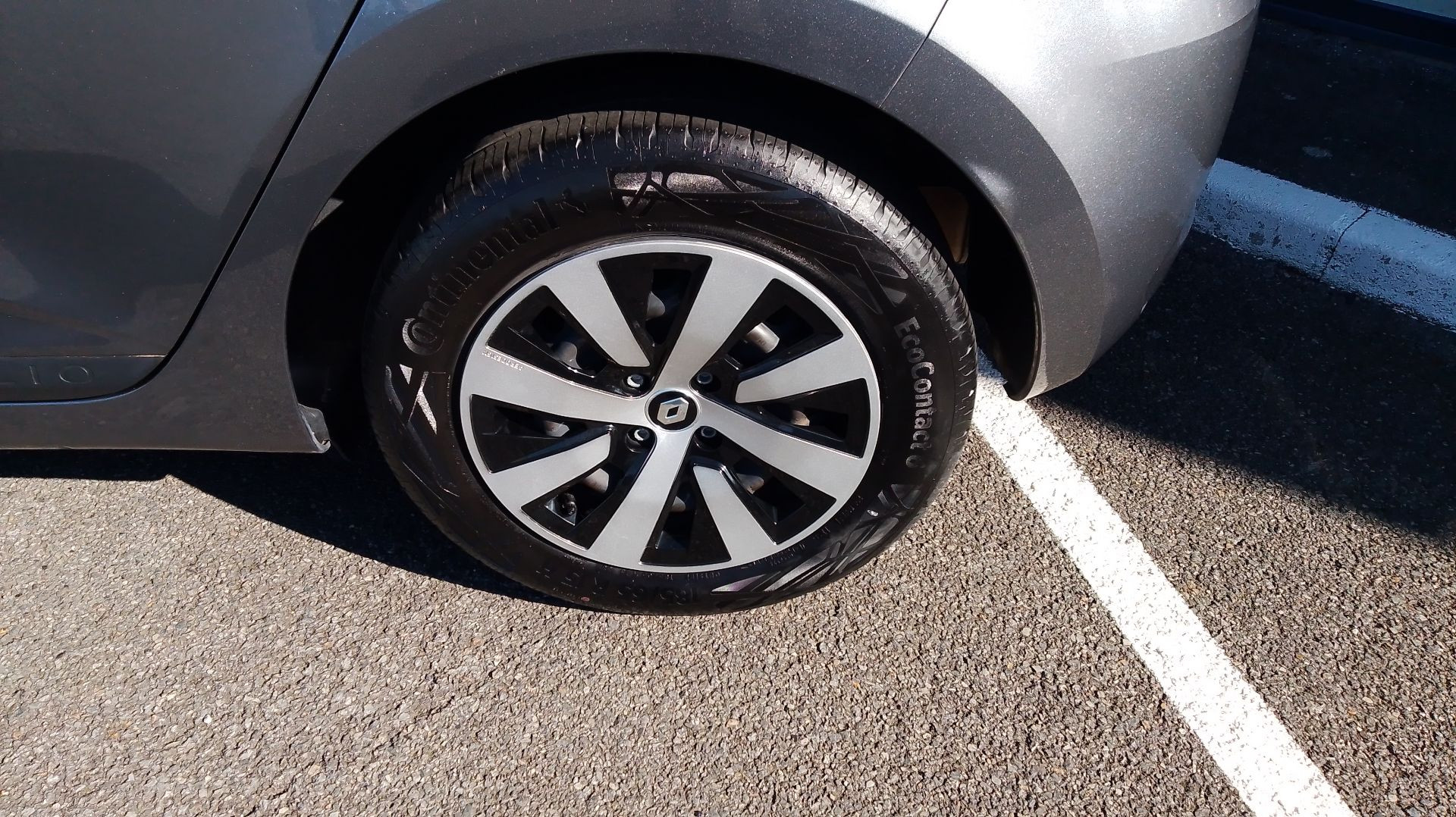 Vente en ligne Renault Clio 5 Clio TCe 90 au prix de 14 490 €