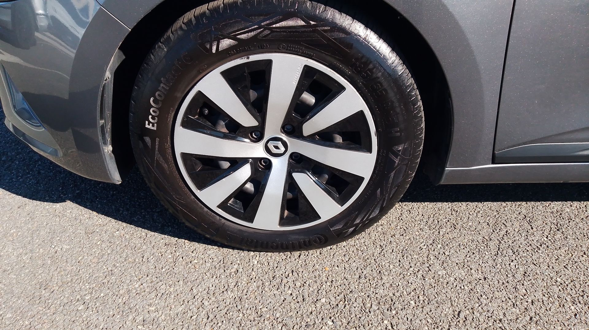 Vente en ligne Renault Clio 5 Clio TCe 90 au prix de 14 490 €