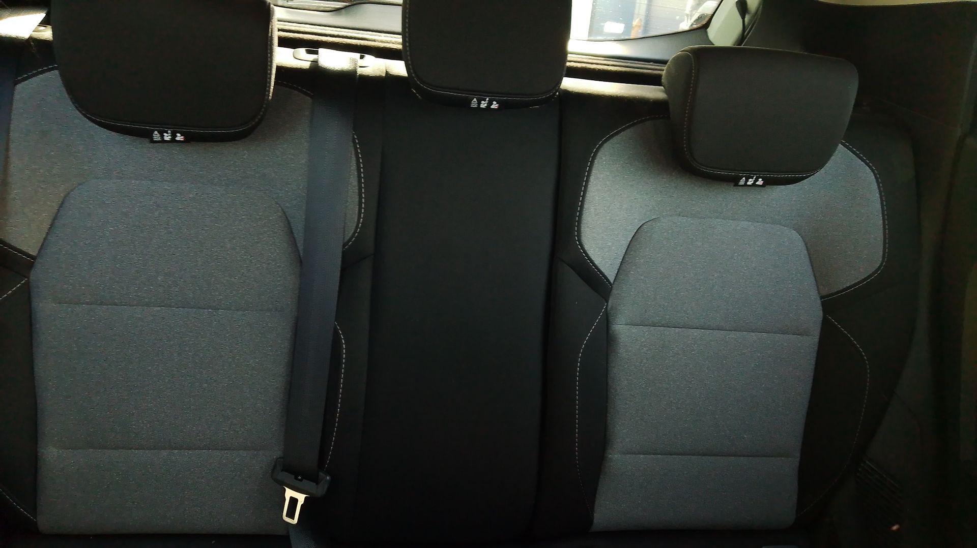 Vente en ligne Renault Clio 5 Clio E-Tech full hybrid 145 ch GSR2 au prix de 18 490 €