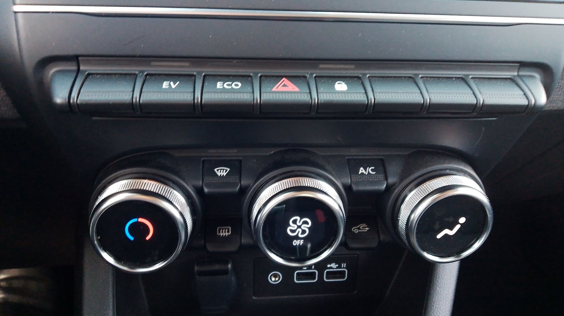 Vente en ligne Renault Clio 5 Clio E-Tech full hybrid 145 ch GSR2 au prix de 18 490 €