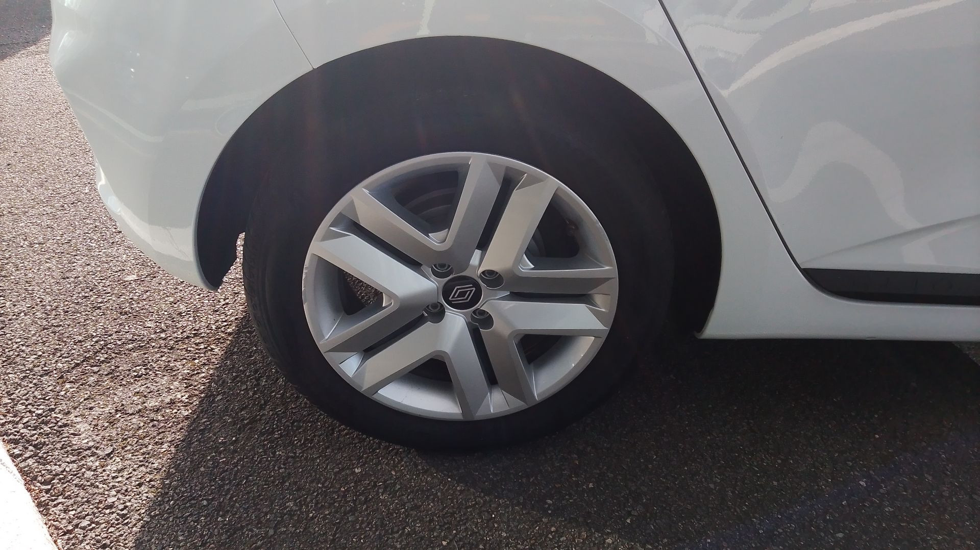 Vente en ligne Renault Clio 5 Clio E-Tech full hybrid 145 ch GSR2 au prix de 18 490 €