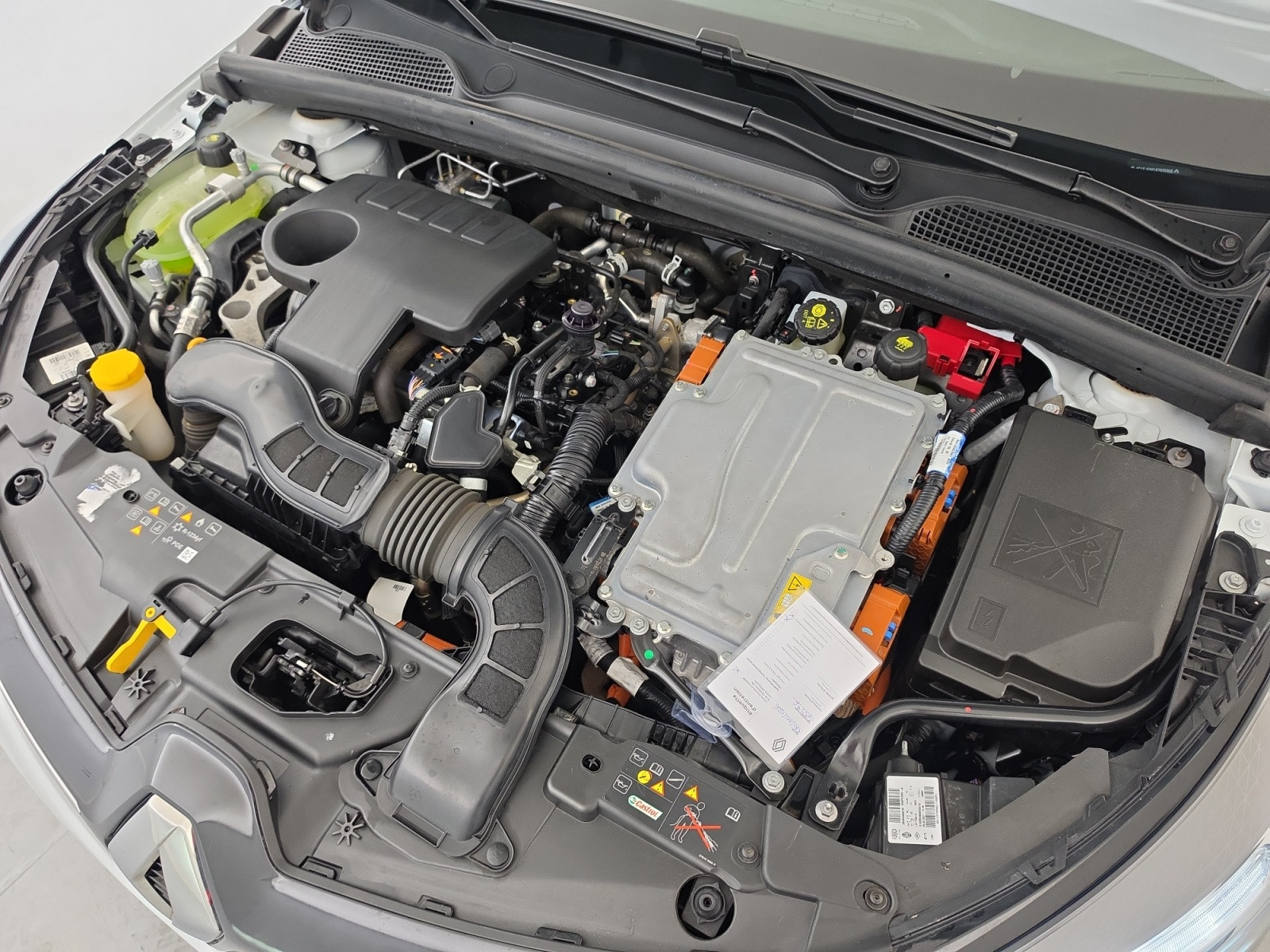 Vente en ligne Renault Clio 5 Clio E-Tech 140 - 21 au prix de 13 490 €