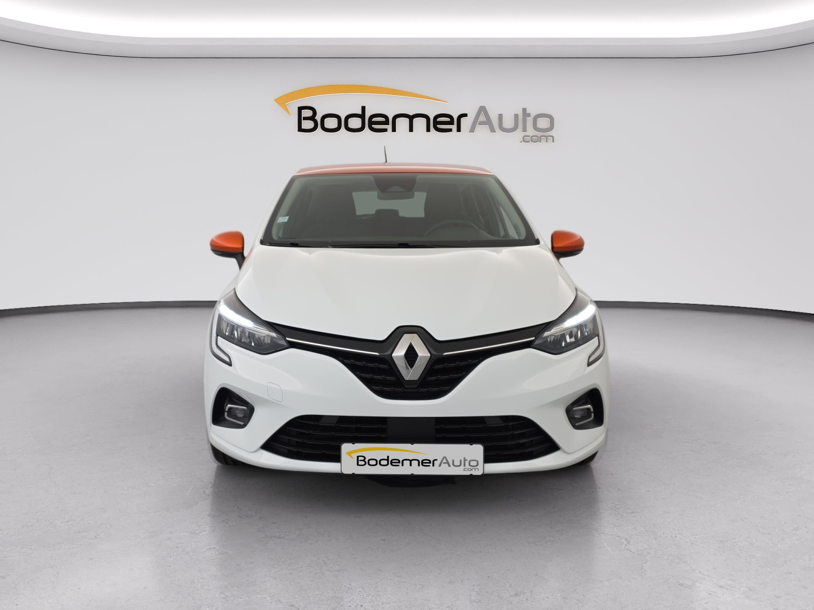 Vente en ligne Renault Clio 5 Clio E-Tech 140 - 21 au prix de 13 490 €