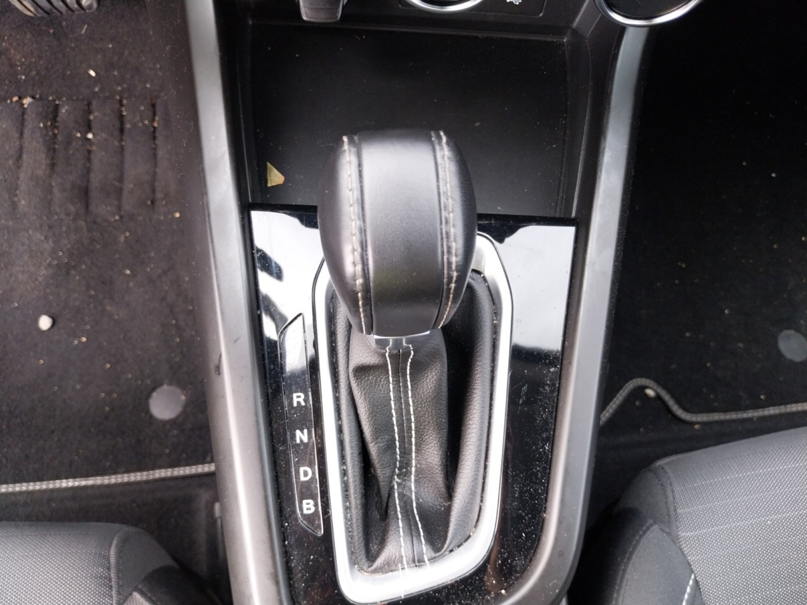 Vente en ligne Renault Arkana  E-Tech full hybrid 145 GSR2 au prix de 18 990 €