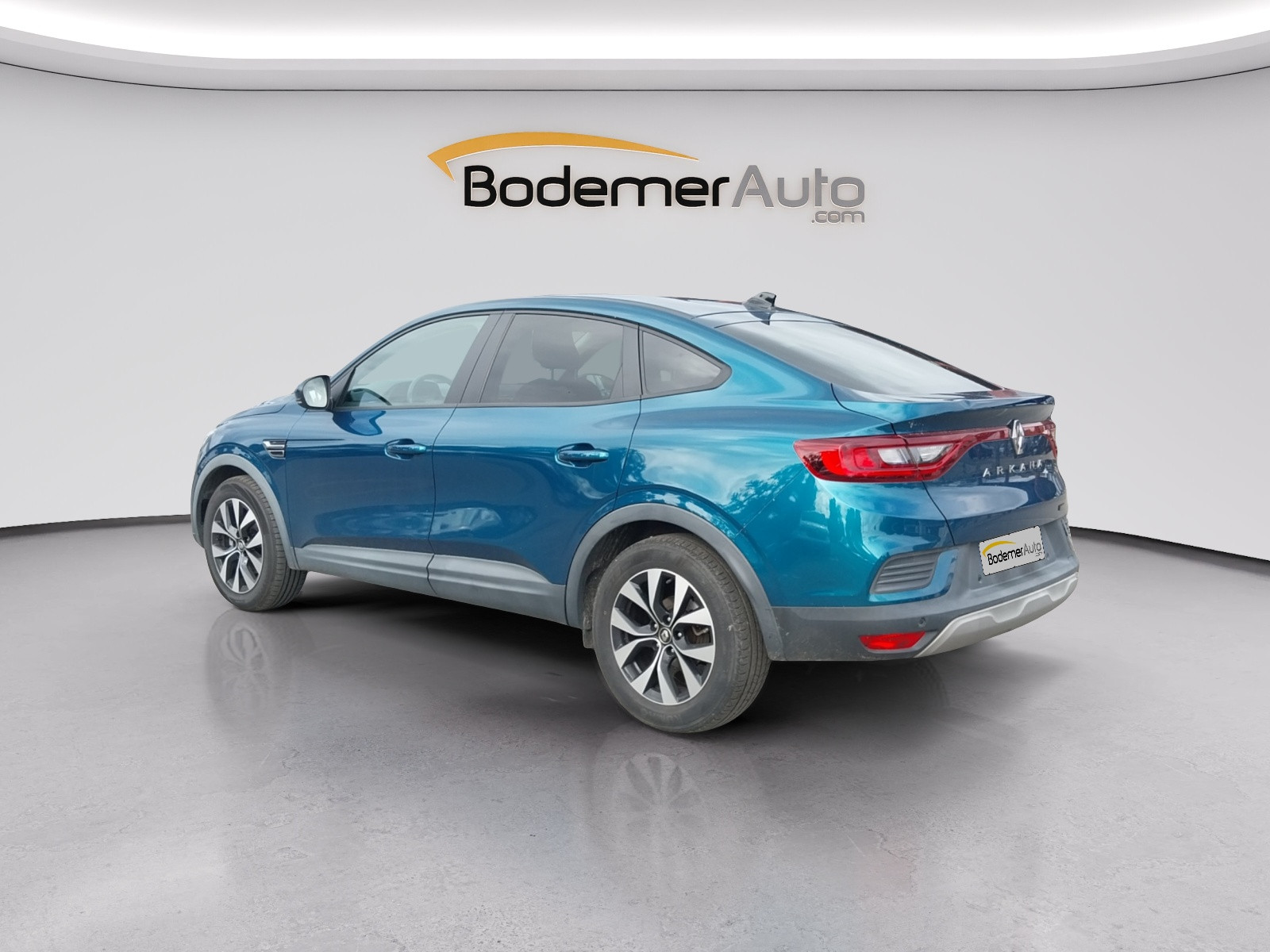 Vente en ligne Renault Arkana  E-Tech full hybrid 145 GSR2 au prix de 18 990 €