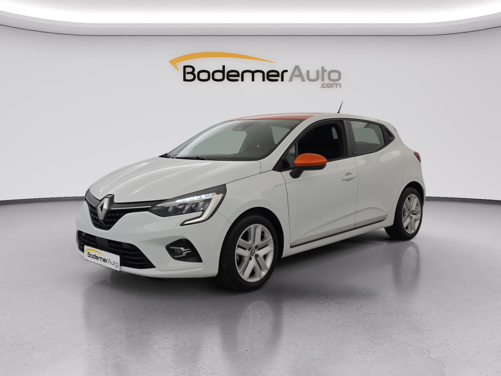 Renault Clio 5 Clio E-Tech 140 - 21 occasion de 2021 en vente à Pontivy