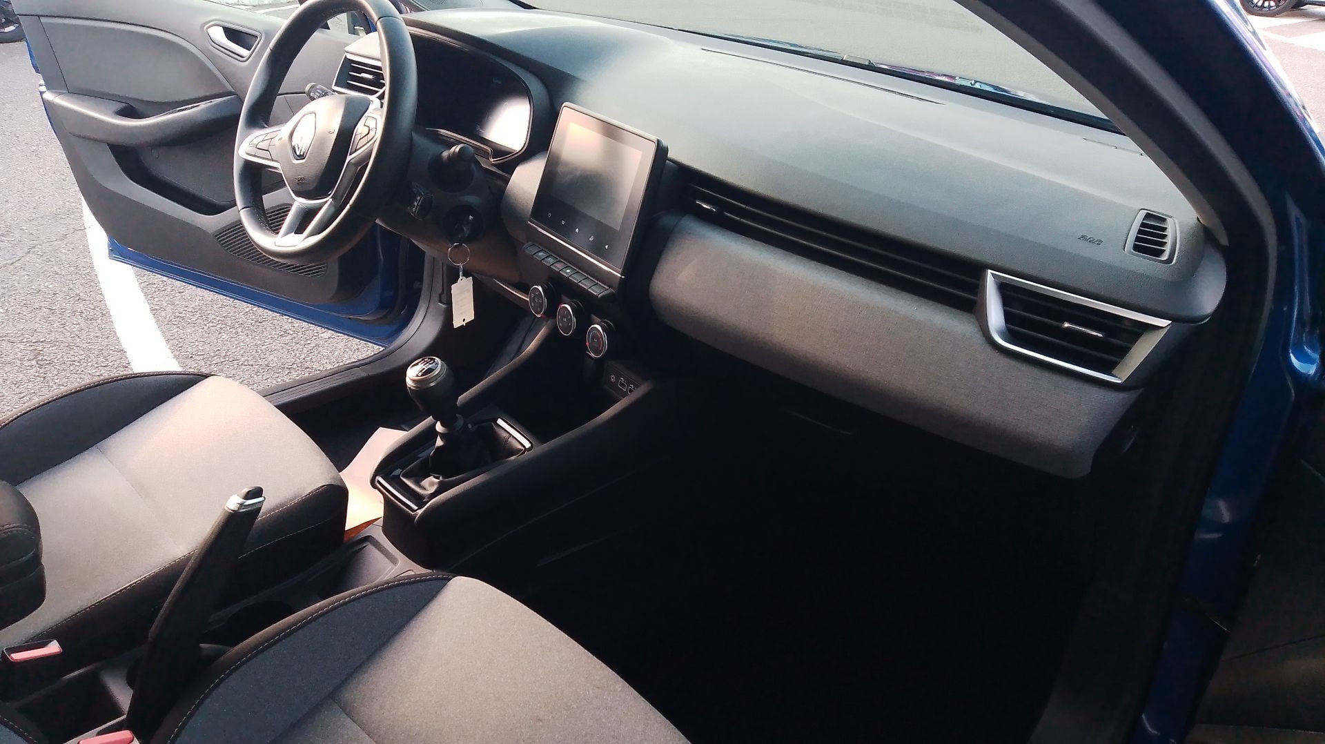 Vente en ligne Renault Clio 5 Clio TCe 100 GPL au prix de 14 490 €