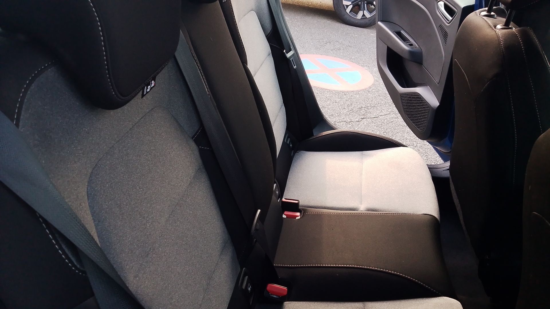 Vente en ligne Renault Clio 5 Clio TCe 100 GPL au prix de 14 490 €