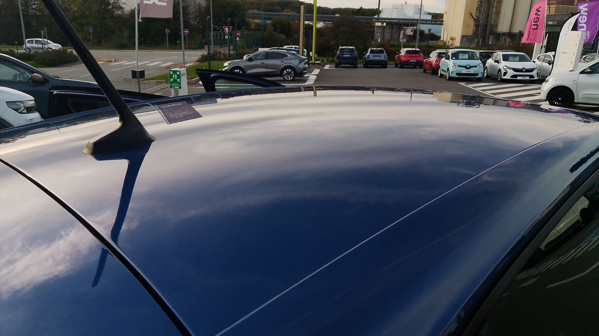 Vente en ligne Renault Clio 5 Clio TCe 100 GPL au prix de 14 490 €