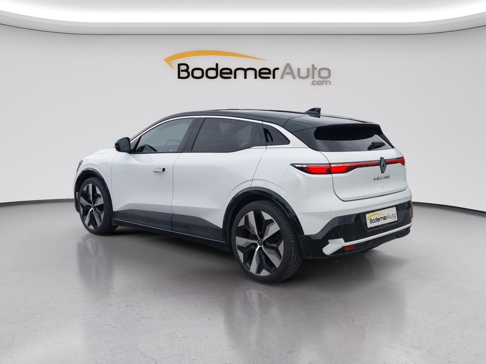 Vente en ligne Renault Megane E-Tech  EV60 220 ch super charge au prix de 22 990 €