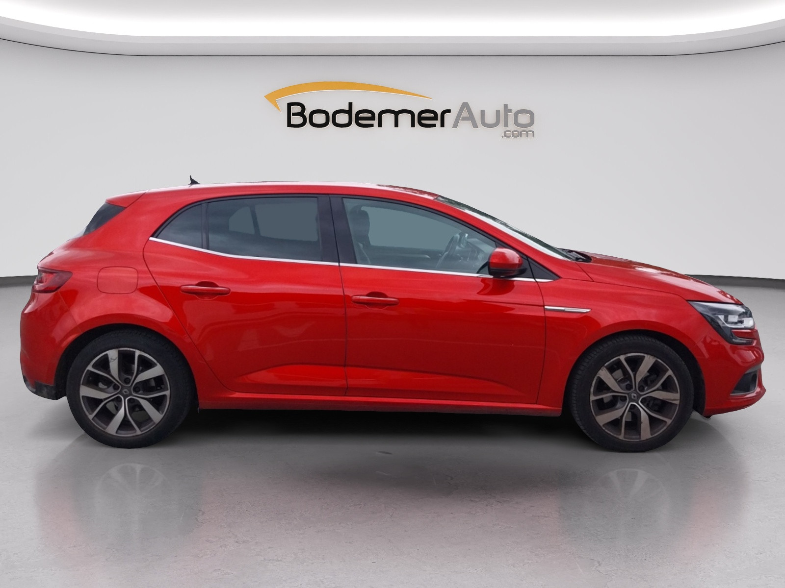 Vente en ligne Renault Megane 4 Mégane IV Berline dCi 130 Energy au prix de 13 990 €