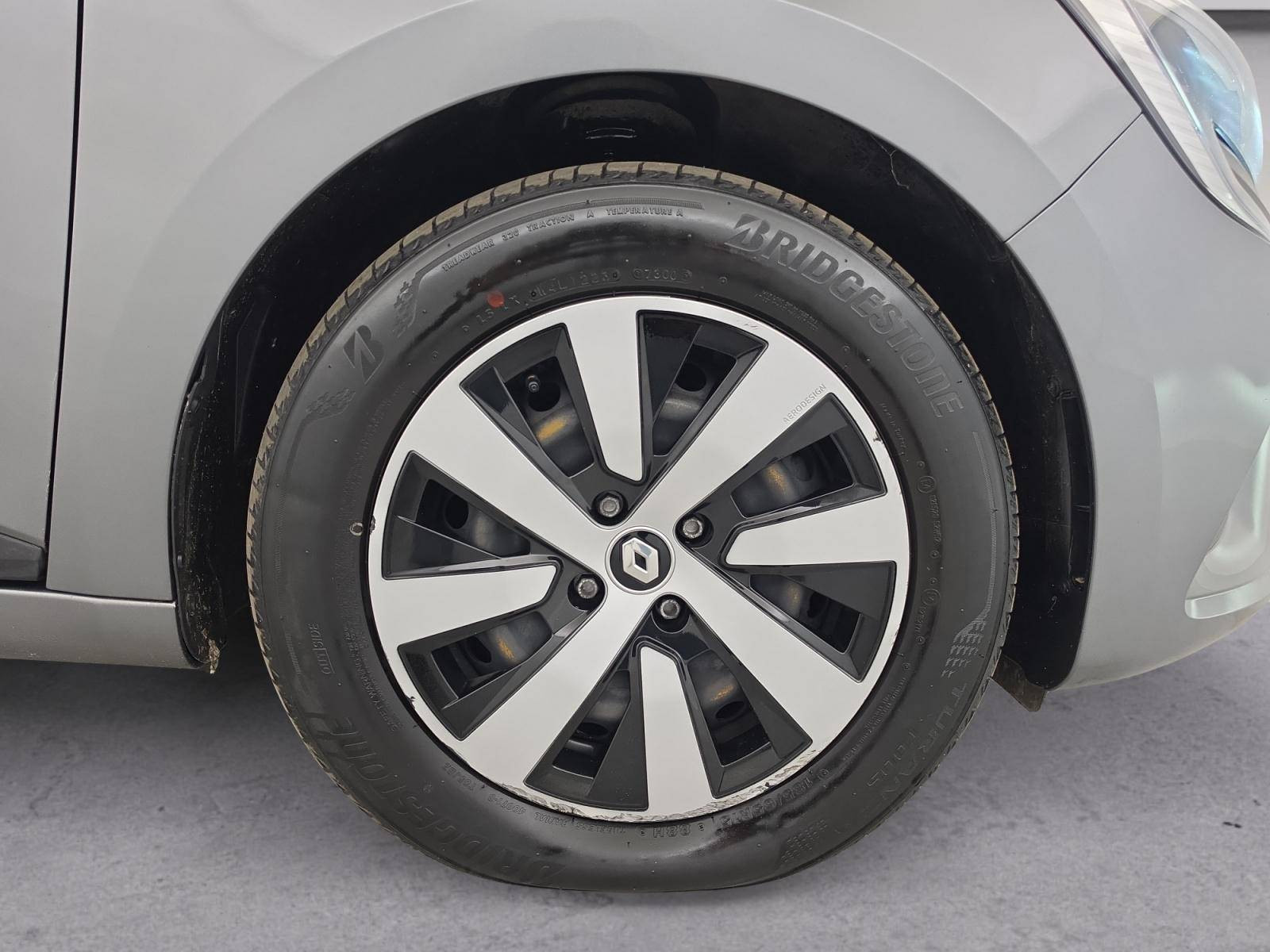 Vente en ligne Renault Clio 5 Clio TCe 90 au prix de 14 290 €