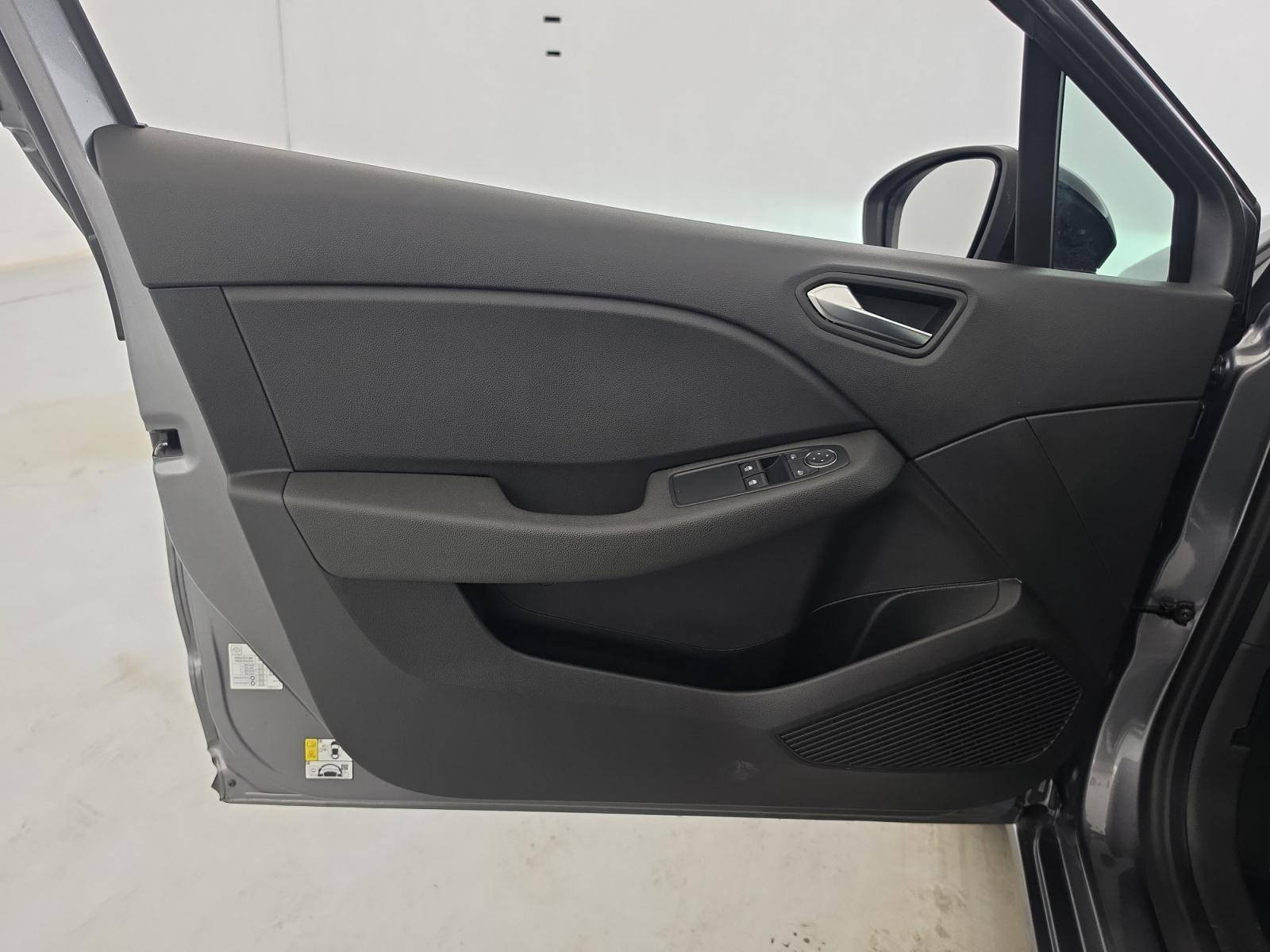 Vente en ligne Renault Clio 5 Clio TCe 90 au prix de 14 290 €