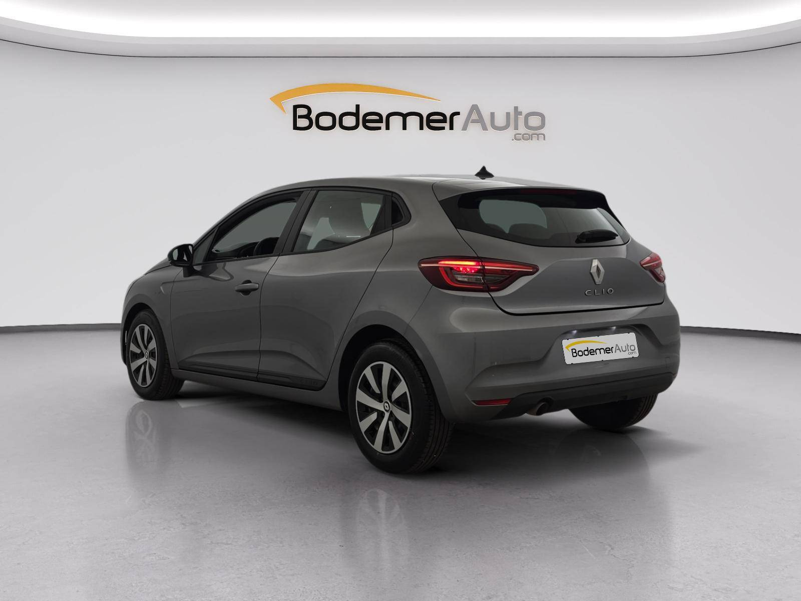 Vente en ligne Renault Clio 5 Clio TCe 90 au prix de 14 290 €