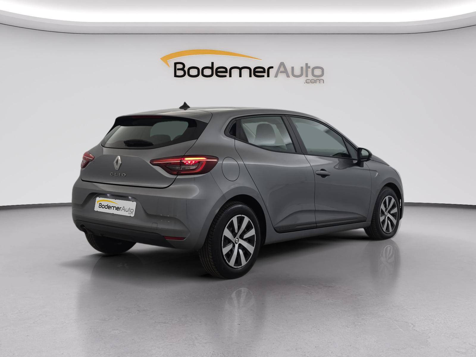 Vente en ligne Renault Clio 5 Clio TCe 90 au prix de 14 290 €