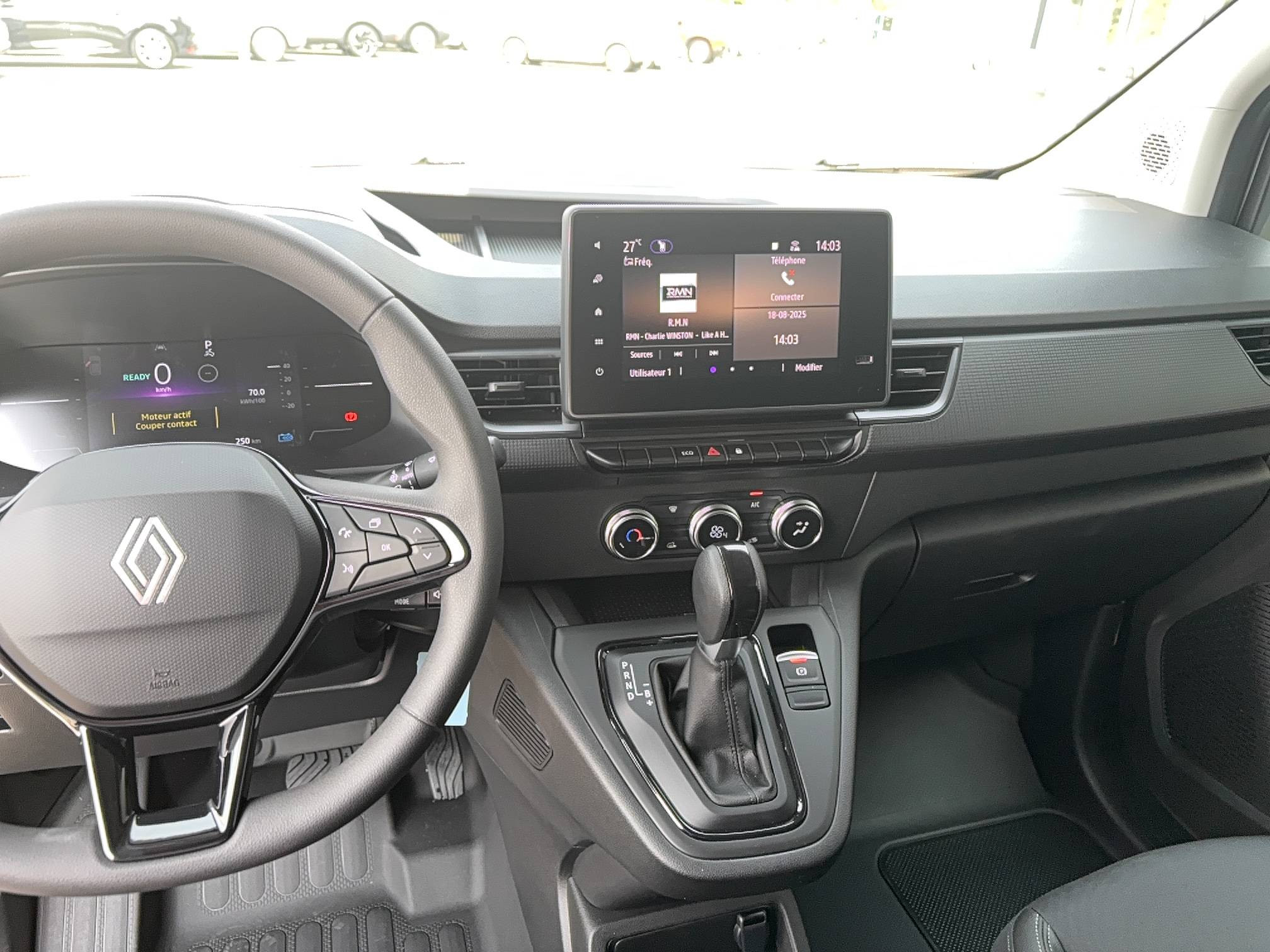 Vente en ligne Renault Kangoo Van E-Tech  FG TOLE L1 AC11 GSR2 au prix de 28 500 €