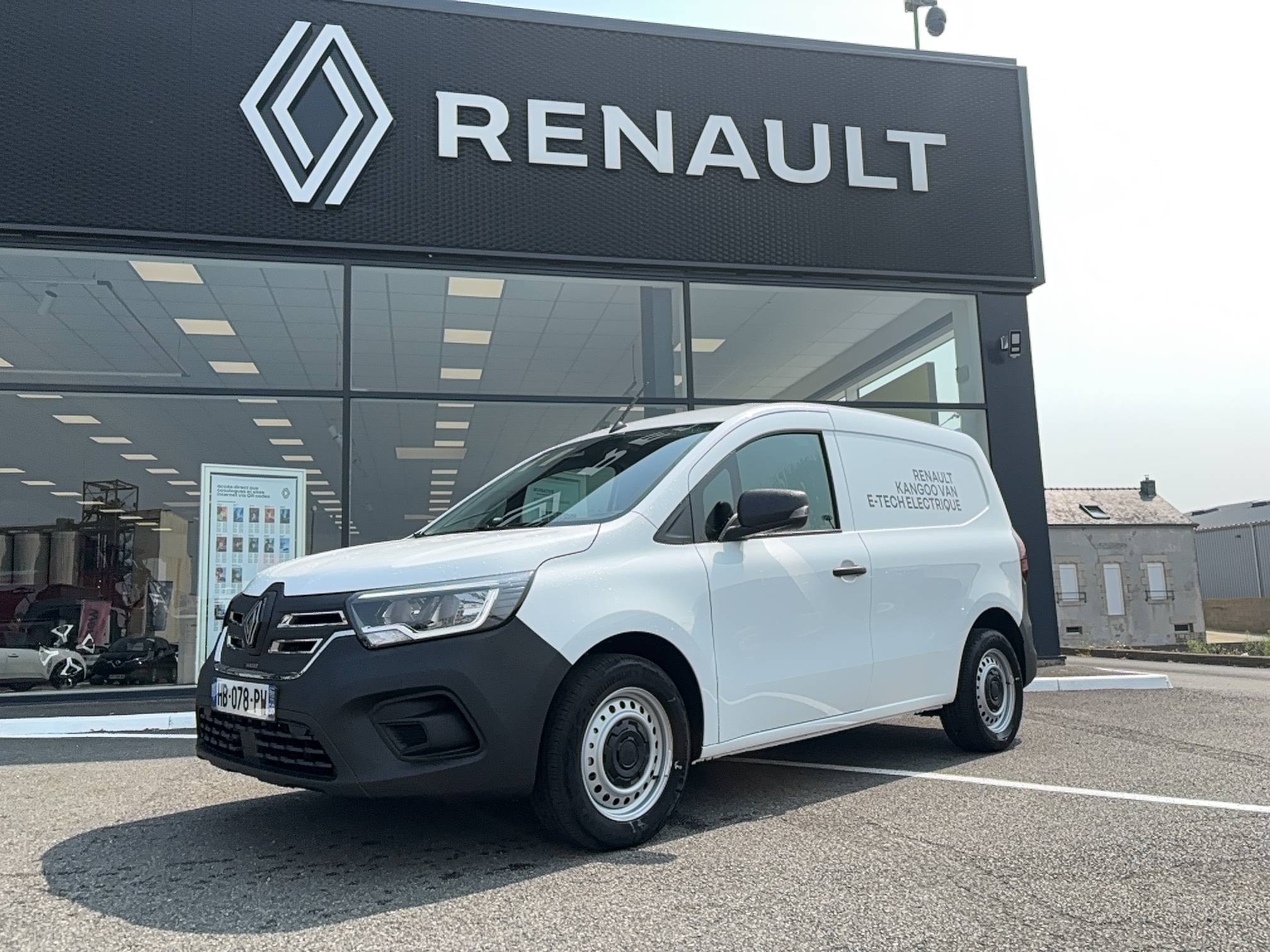 Renault Kangoo Van E-Tech  FG TOLE L1 AC11 GSR2 occasion de 2025 en vente à Pontivy