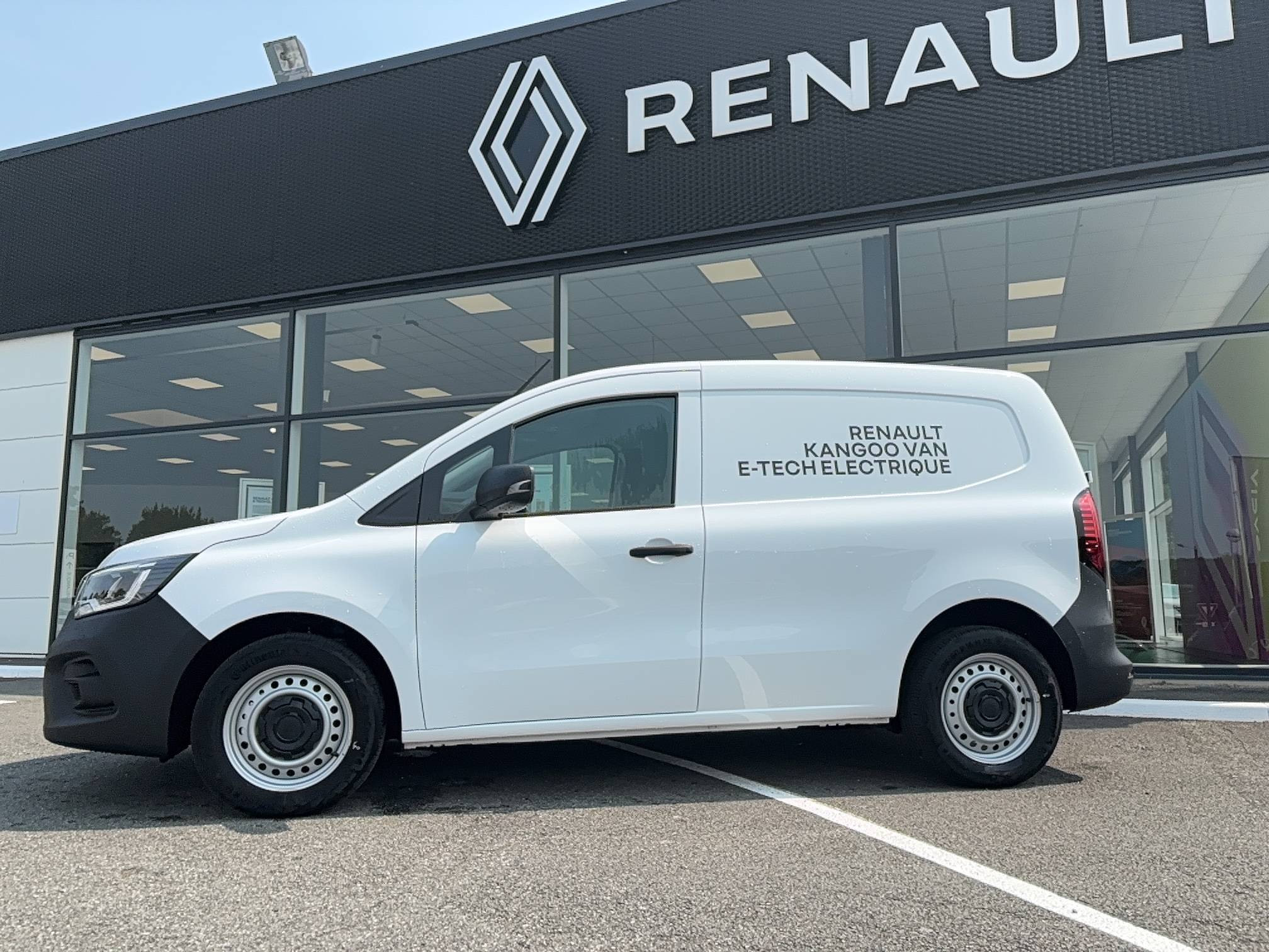Renault Kangoo Van E-Tech  FG TOLE L1 AC11 GSR2 occasion de 2025 en vente à Pontivy