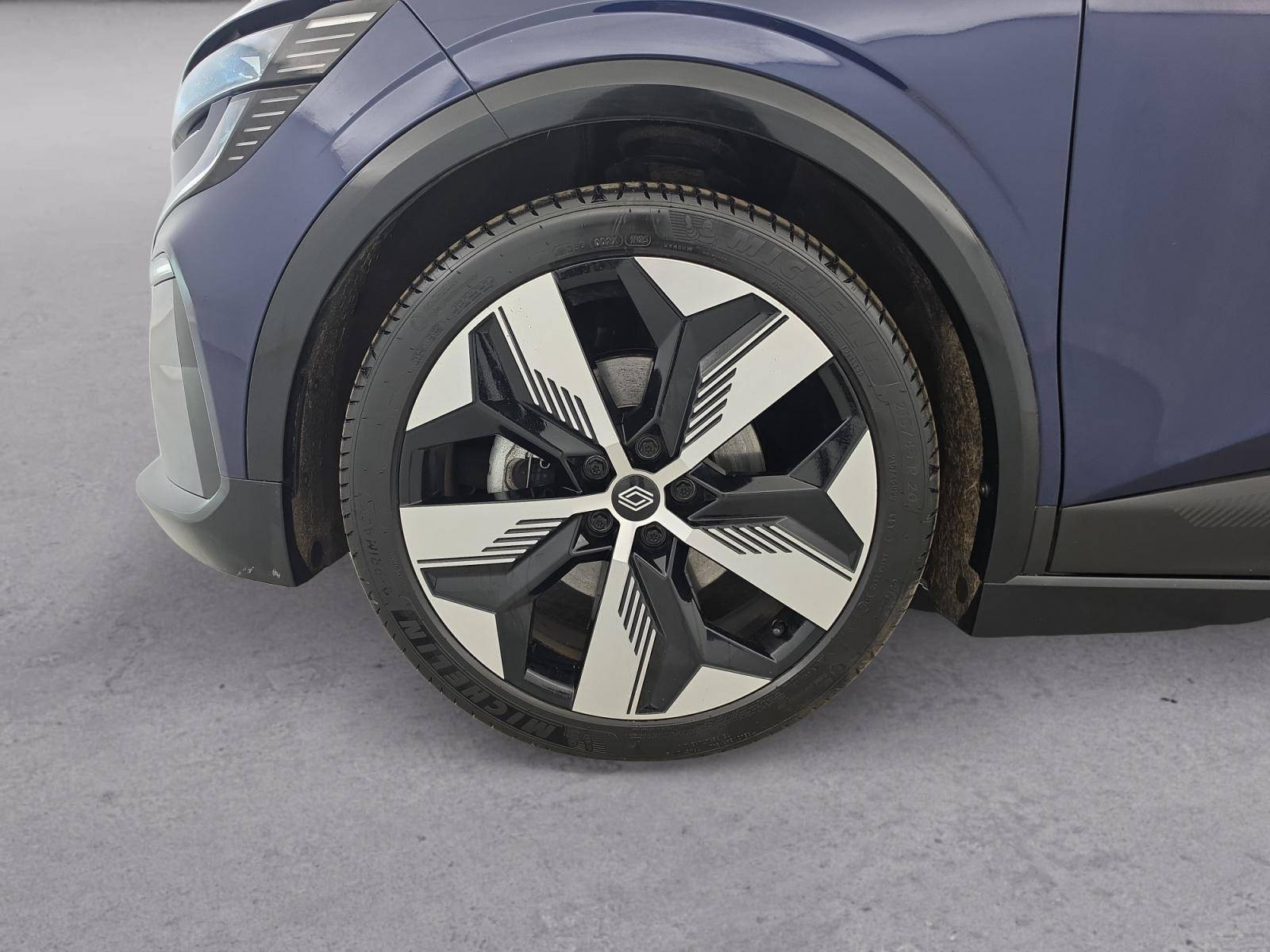 Vente en ligne Renault Megane E-Tech  EV60 220 ch super charge au prix de 23 990 €