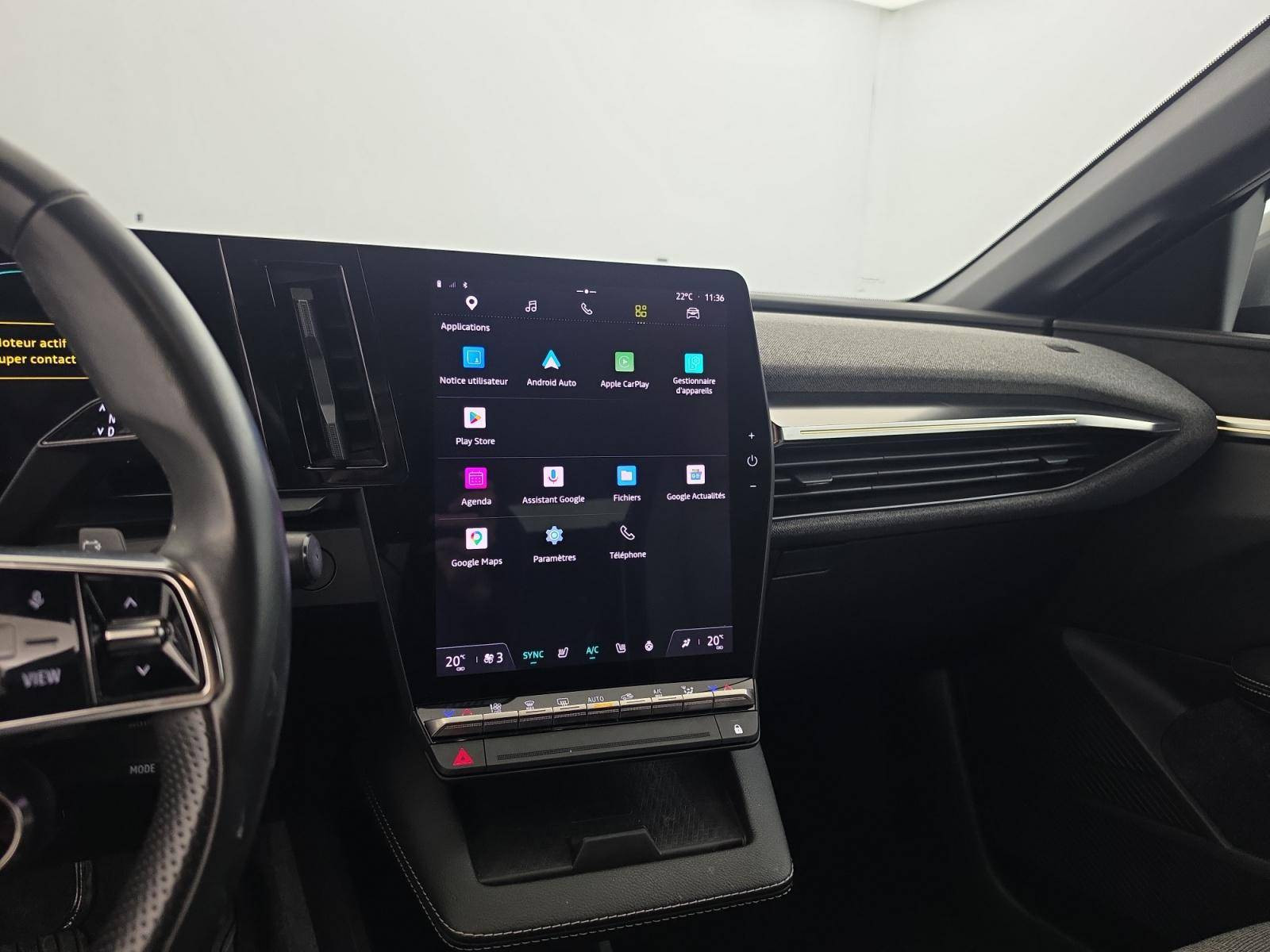 Vente en ligne Renault Megane E-Tech  EV60 220 ch super charge au prix de 23 990 €