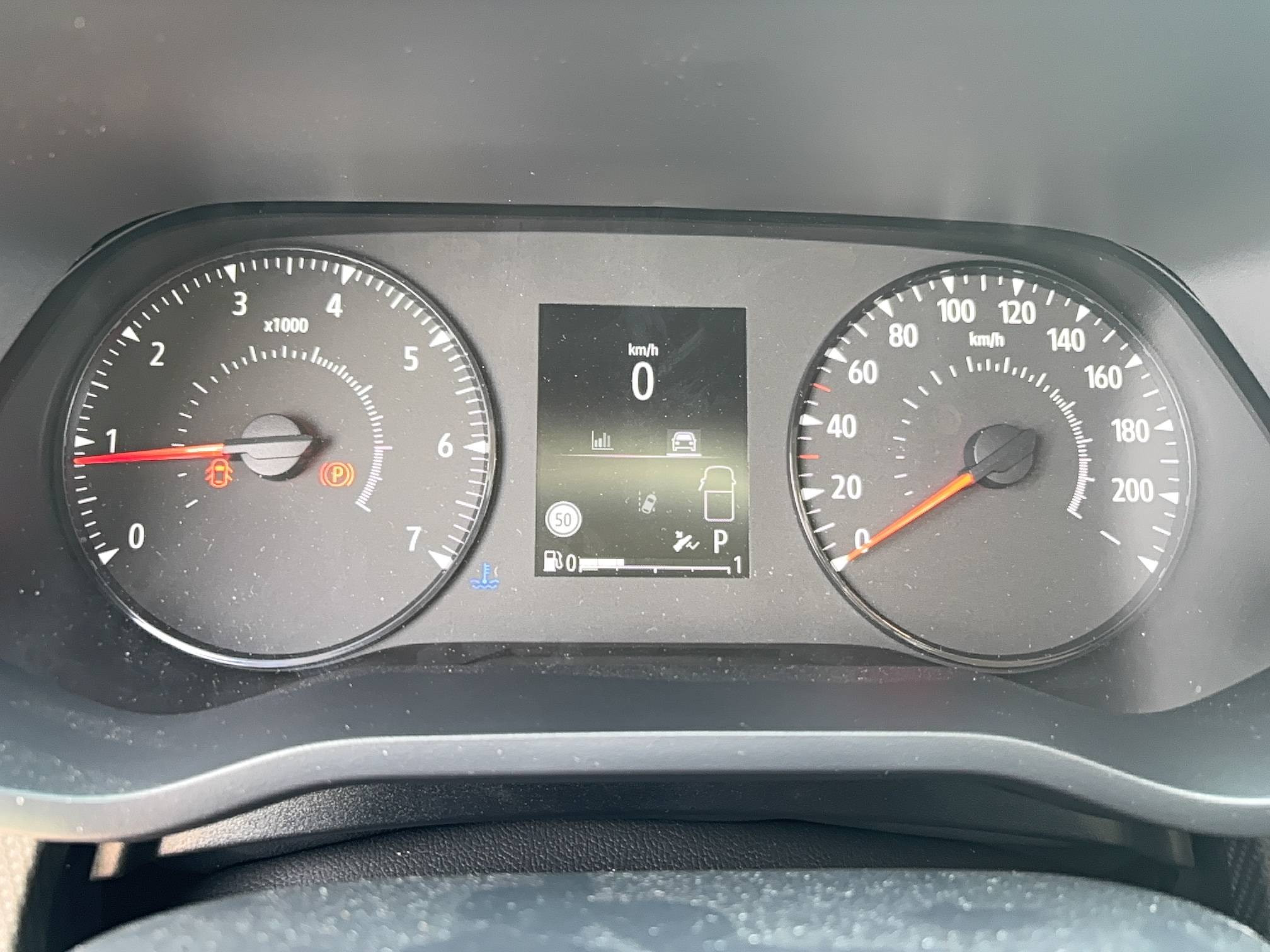 Vente en ligne Renault Trafic Cabine Approfondie TRAFIC CA BLUE DCI 170 L2H1 3T AUTO au prix de 38 990 €