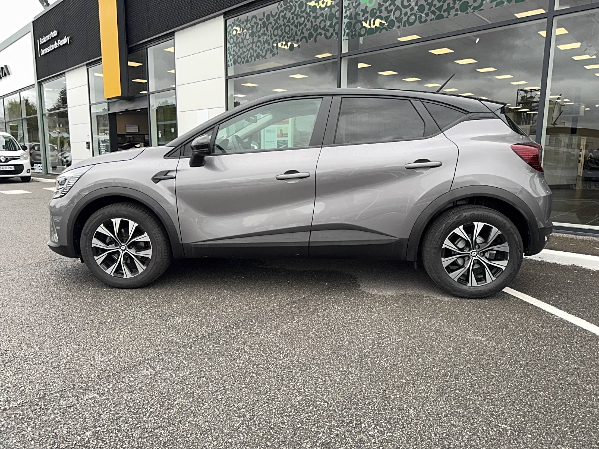 Renault Captur  TCe 100 GPL occasion de 2023 en vente à Pontivy