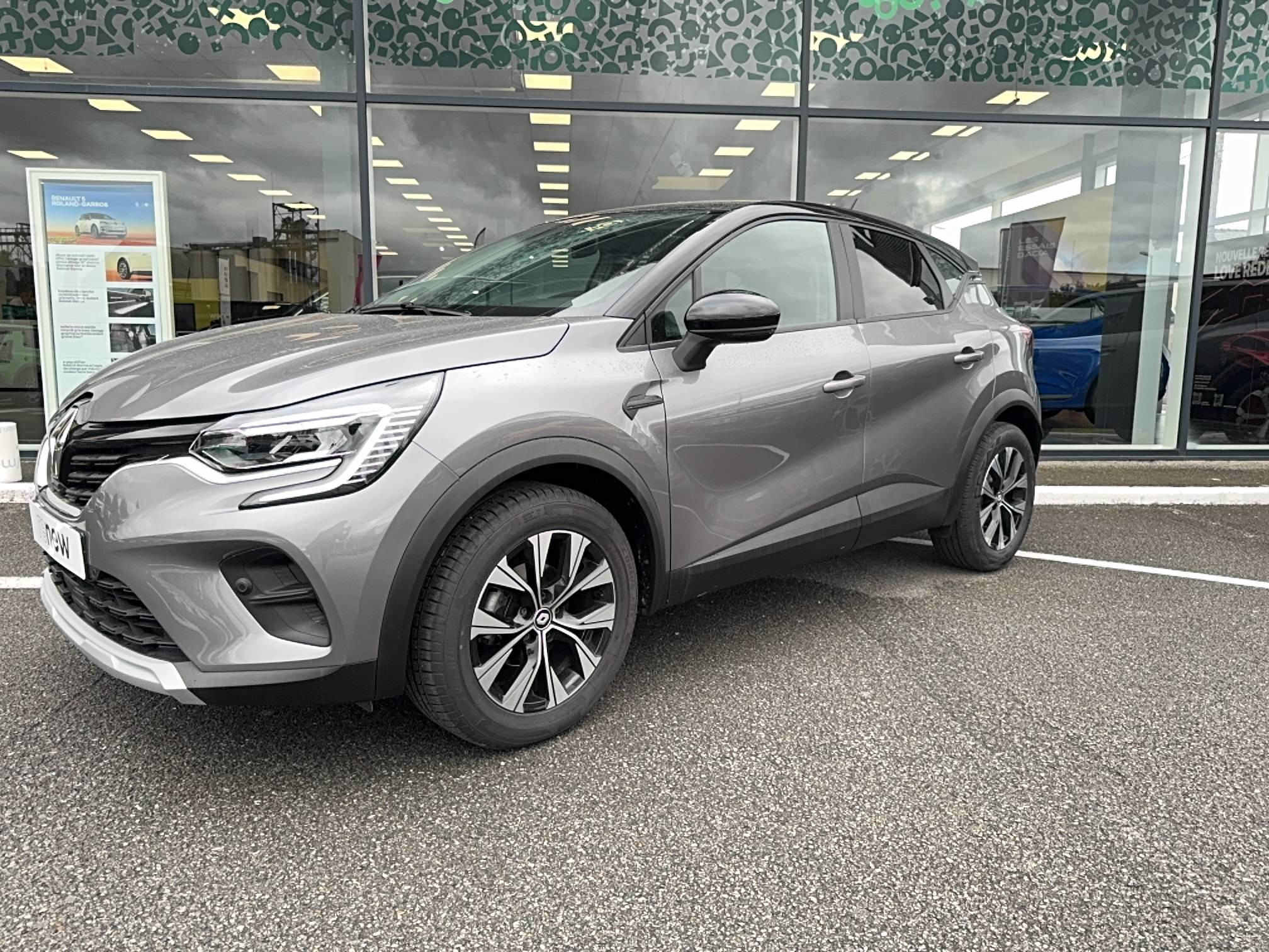 Renault Captur  TCe 100 GPL occasion de 2023 en vente à Pontivy