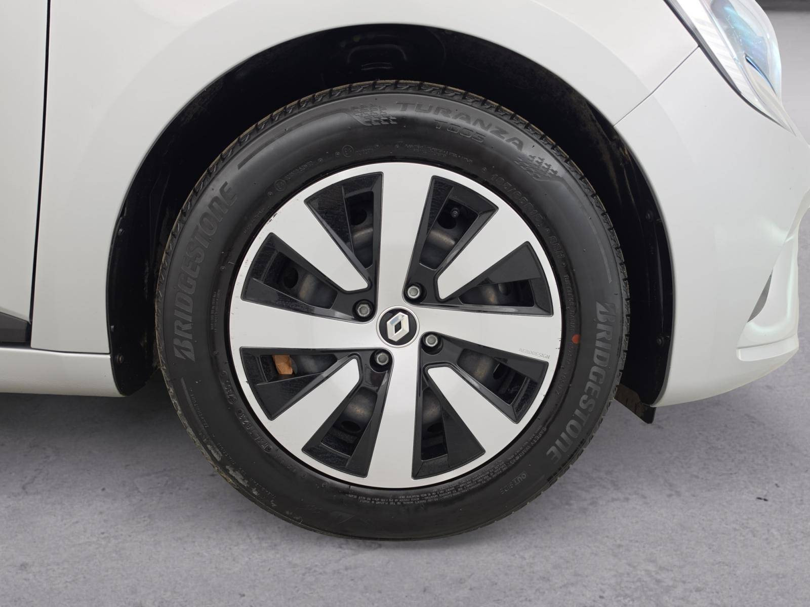 Vente en ligne Renault Clio 5 Clio TCe 90 au prix de 14 490 €