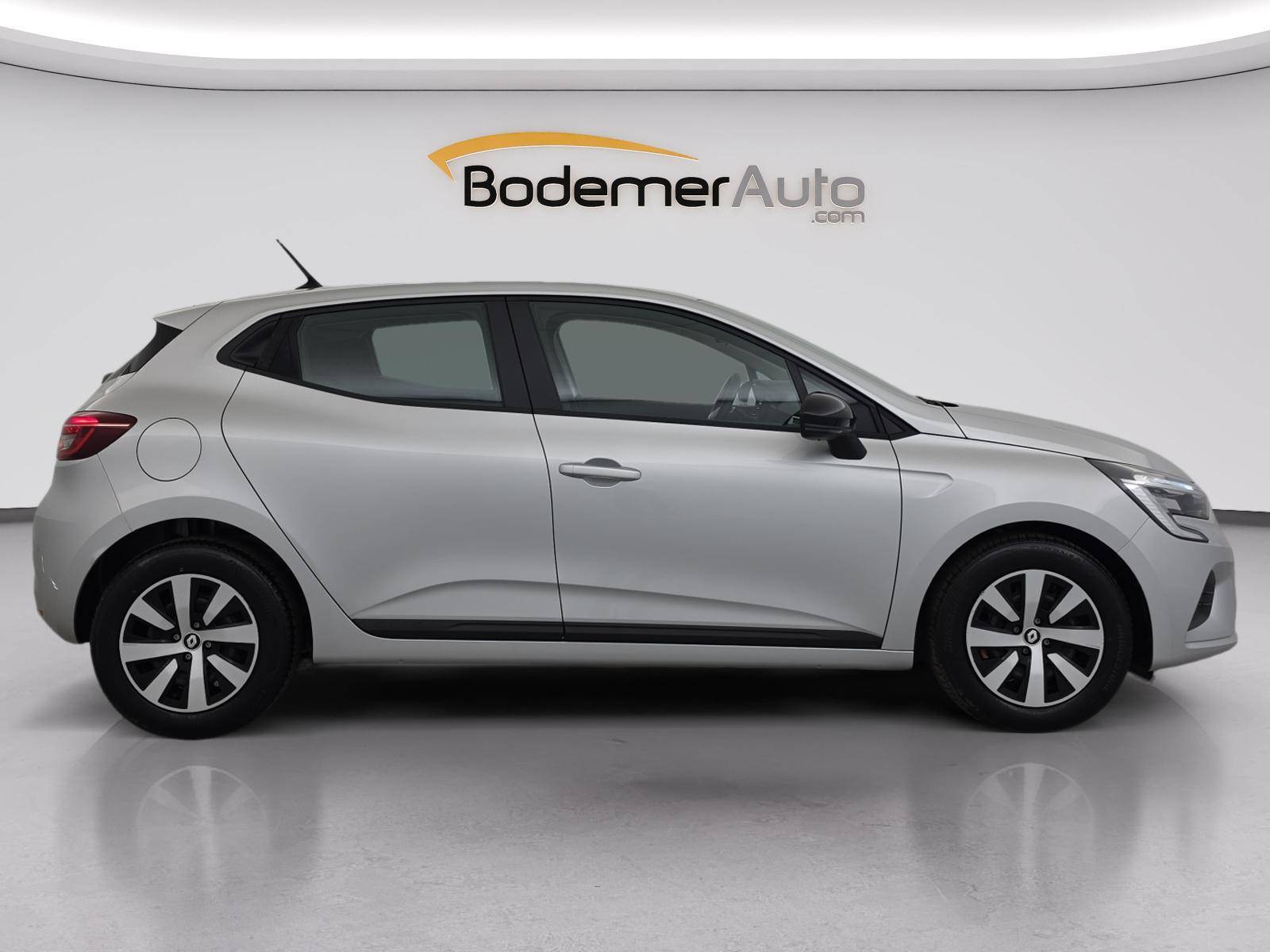 Vente en ligne Renault Clio 5 Clio TCe 90 au prix de 14 490 €
