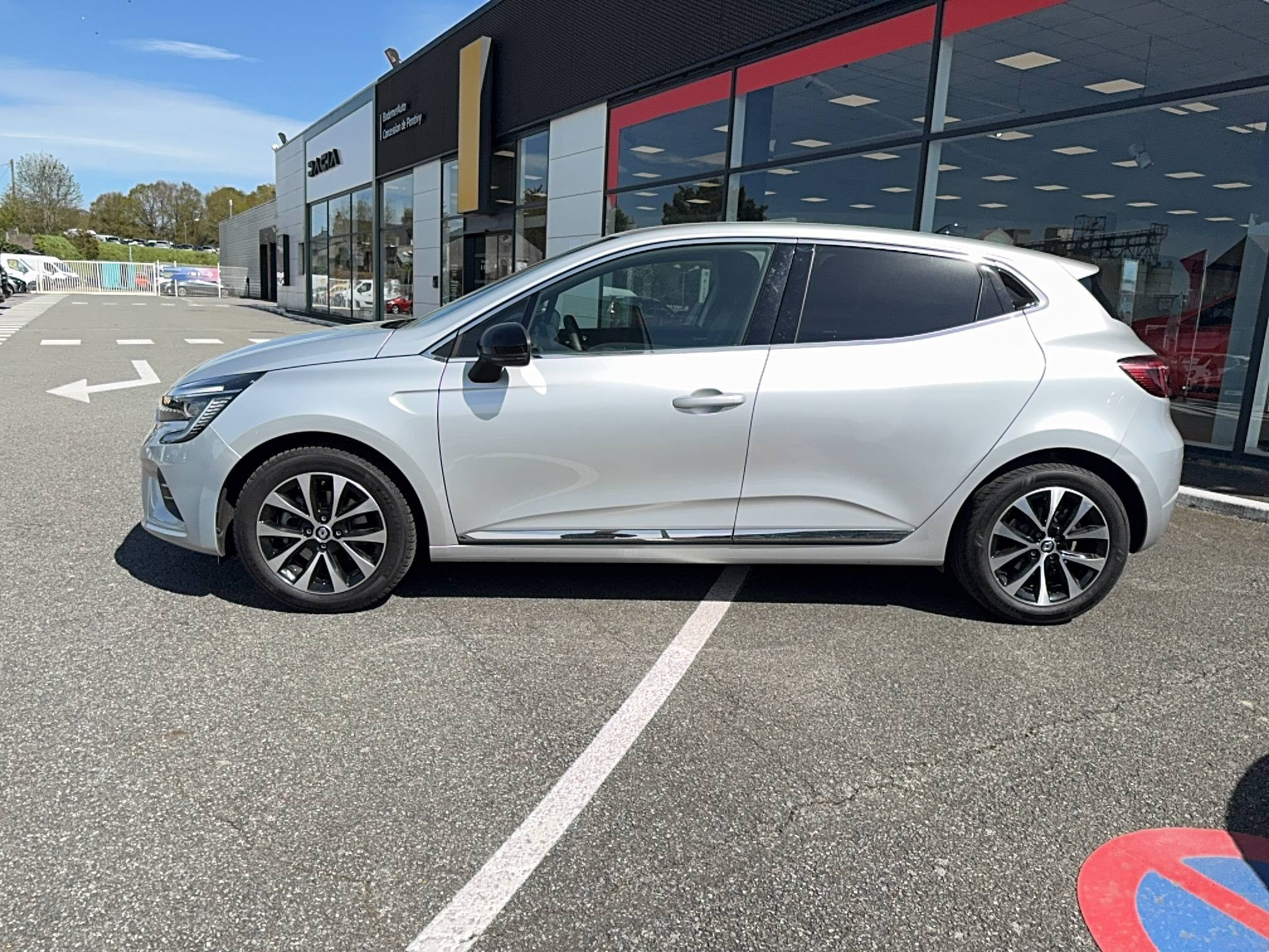 Renault Clio 5 Clio TCe 140 occasion de 2023 en vente à Pontivy