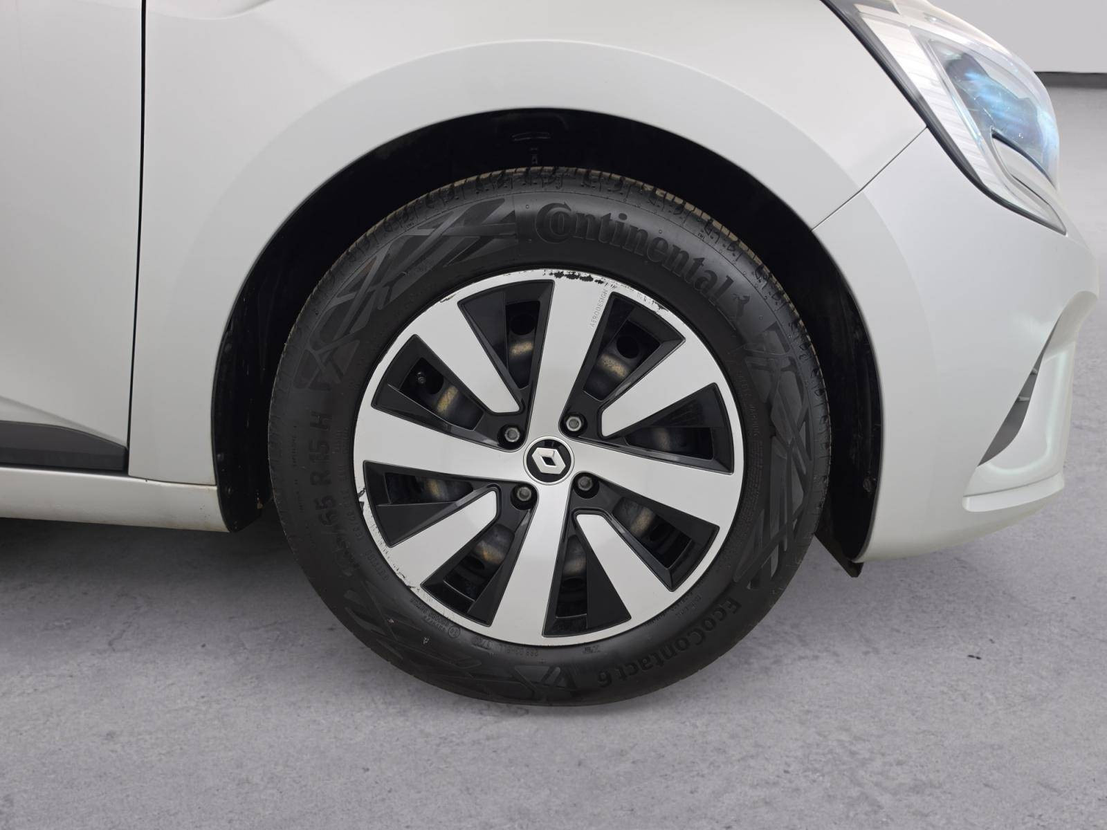 Vente en ligne Renault Clio 5 Clio TCe 90 au prix de 14 290 €