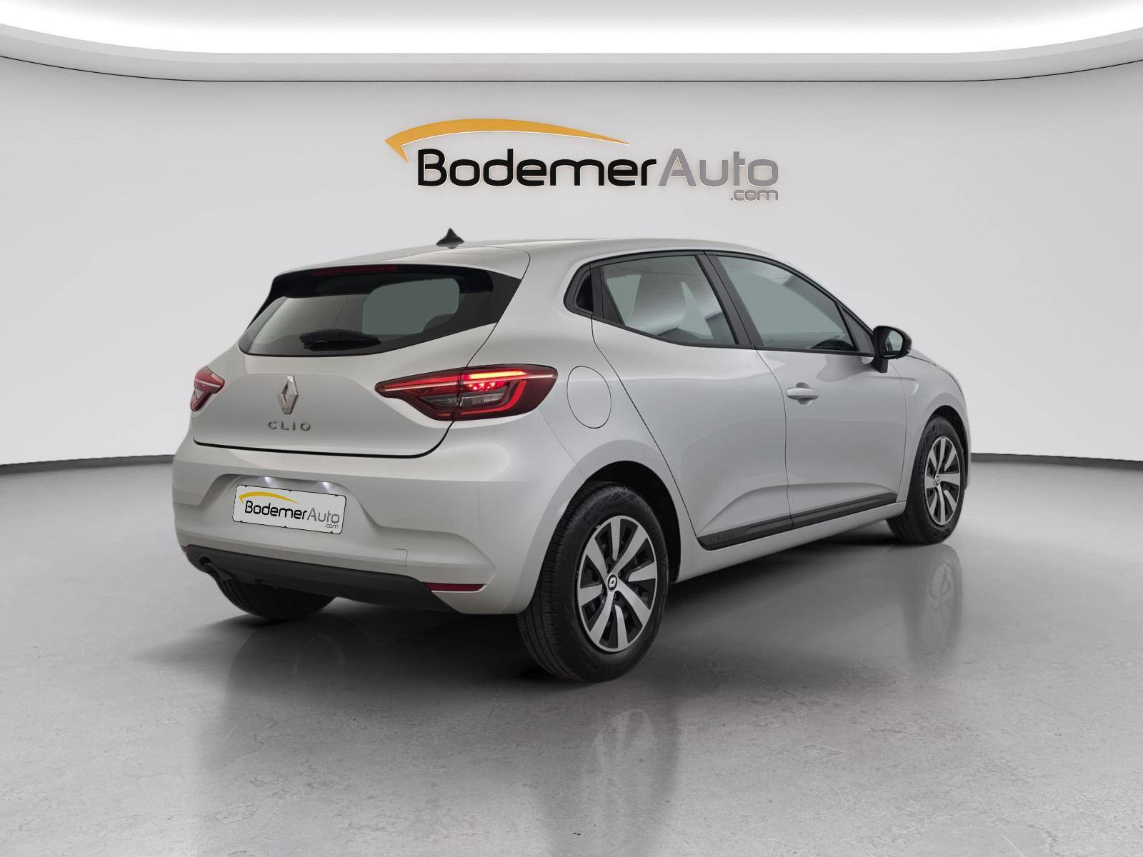 Vente en ligne Renault Clio 5 Clio TCe 90 au prix de 14 290 €