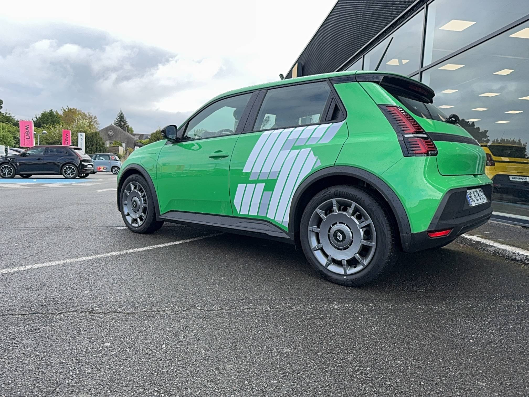 Vente en ligne Renault R5 E-Tech  120 ch autonomie urbaine au prix de 22 990 €
