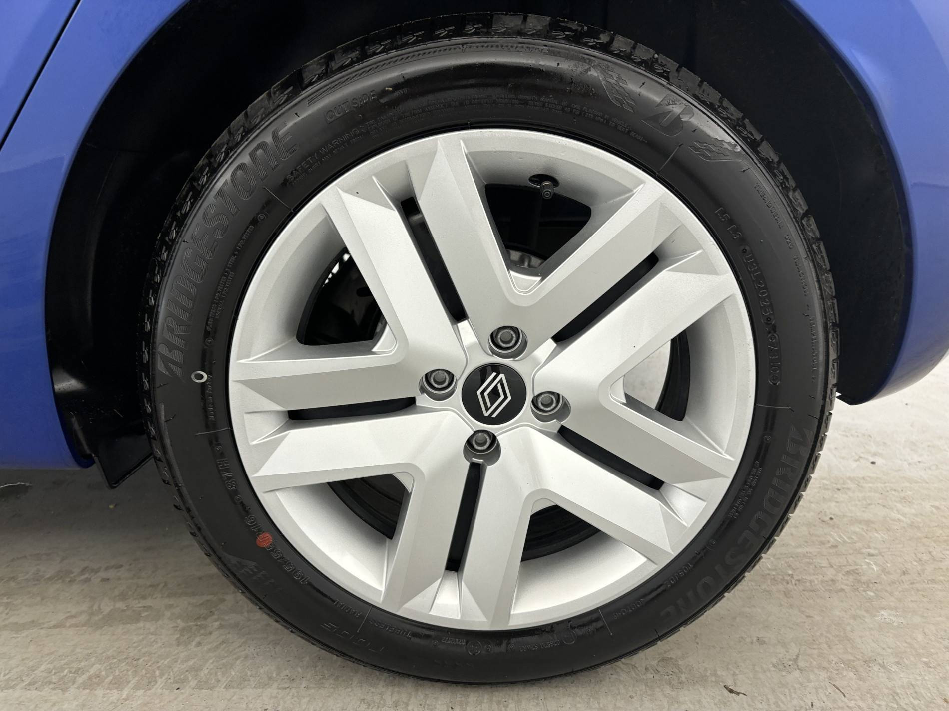 Vente en ligne Renault Clio 5 Clio TCe 90 ch GSR2 au prix de 16 990 €