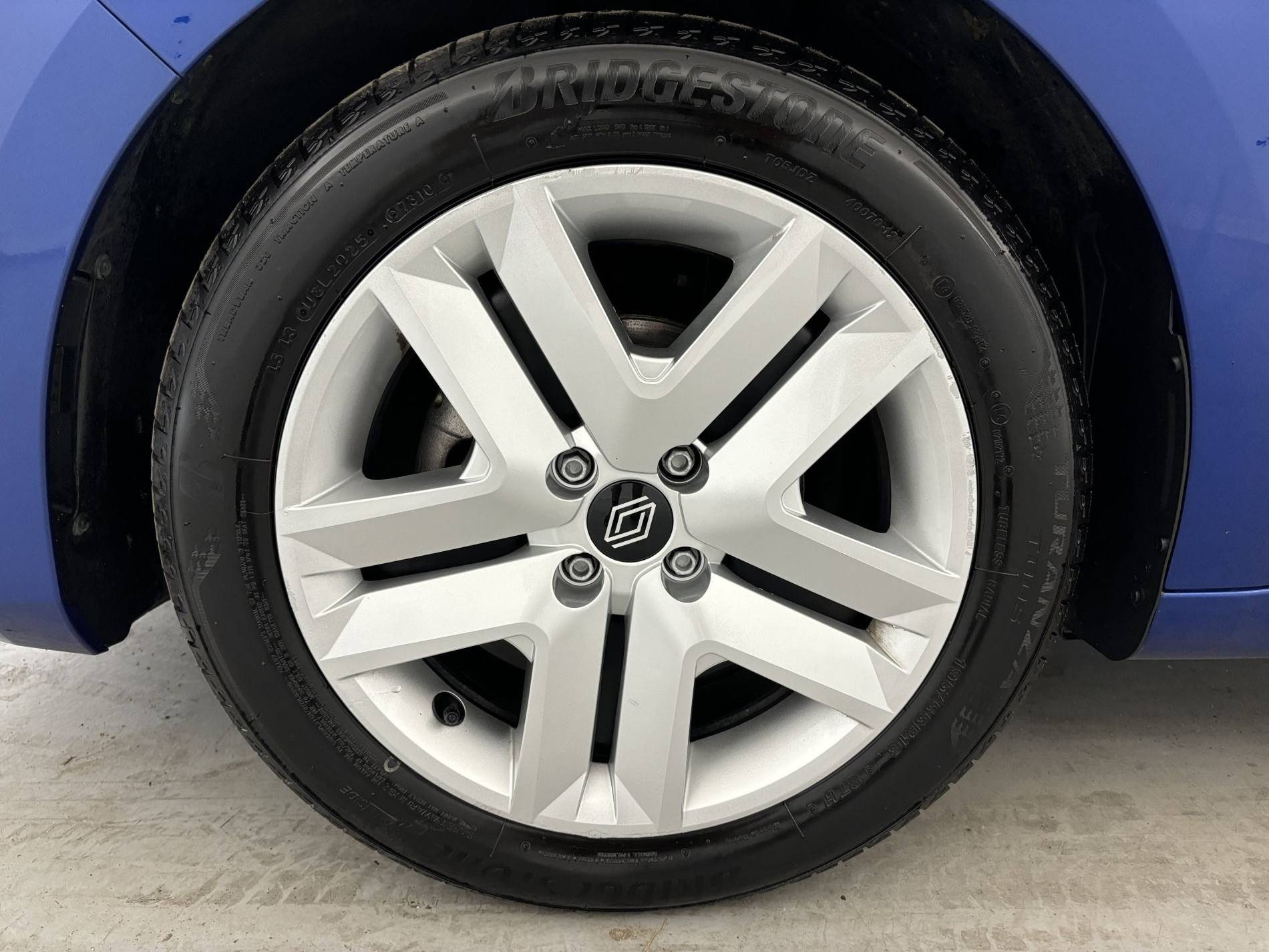 Vente en ligne Renault Clio 5 Clio TCe 90 ch GSR2 au prix de 16 990 €